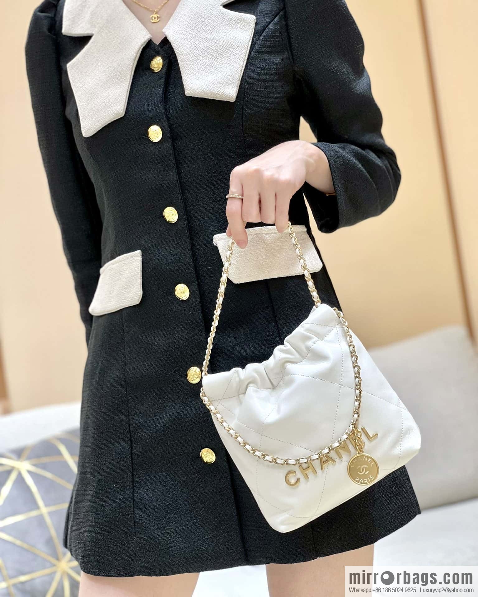 CHANEL 23S spring and summer series mini 22 bags AS3980 white