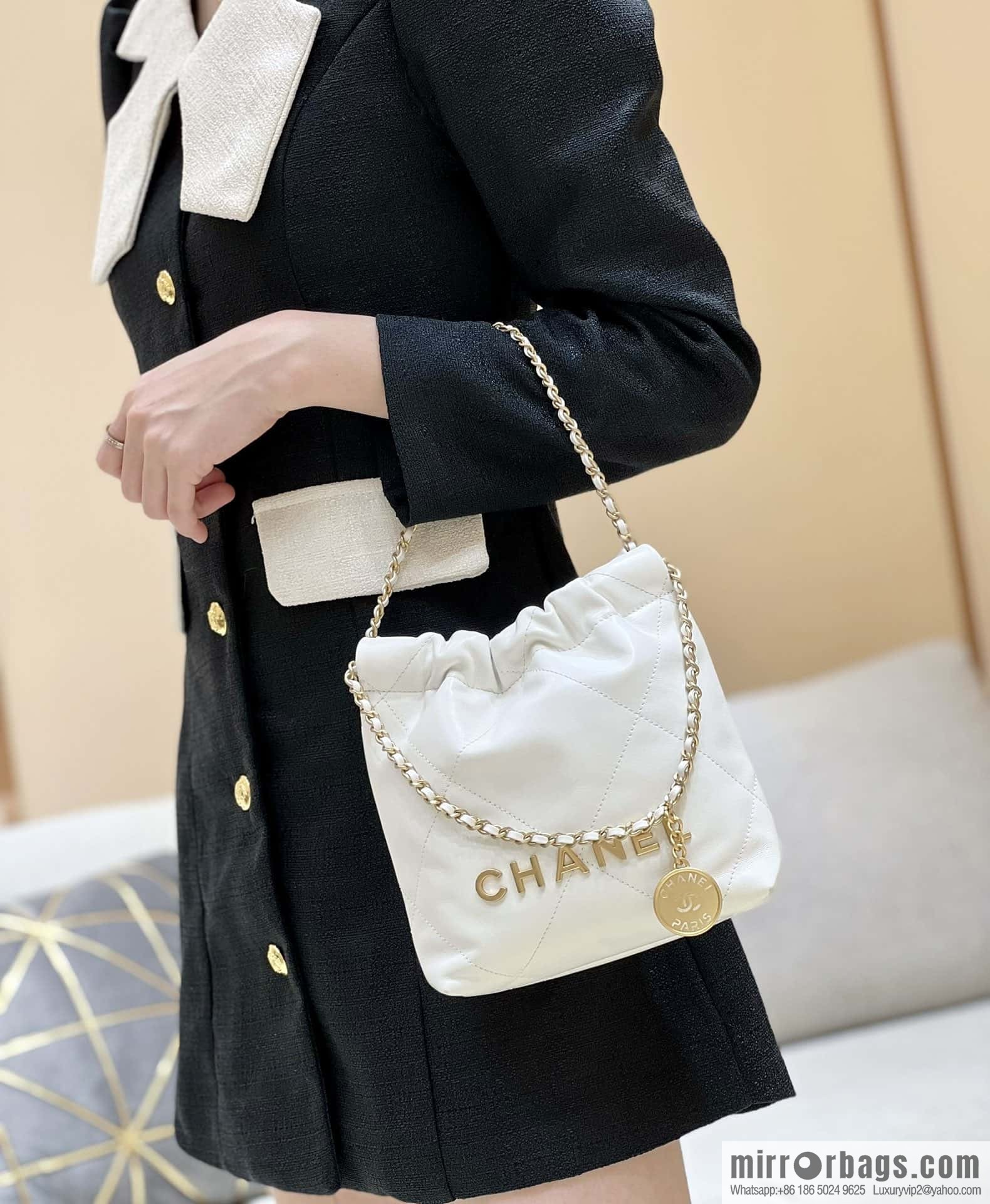 CHANEL 23S spring and summer series mini 22 bags AS3980 white