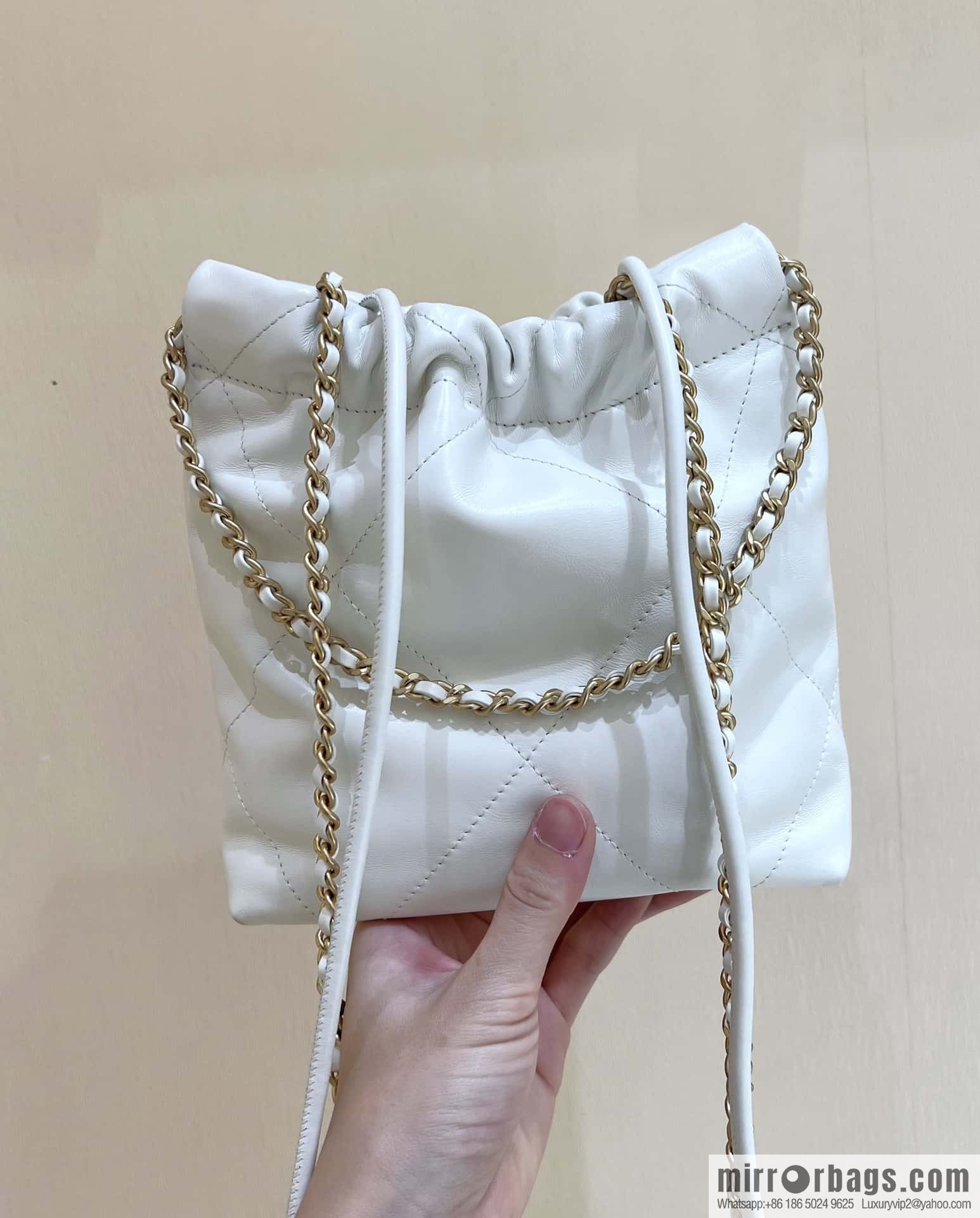 CHANEL 23S spring and summer series mini 22 bags AS3980 white