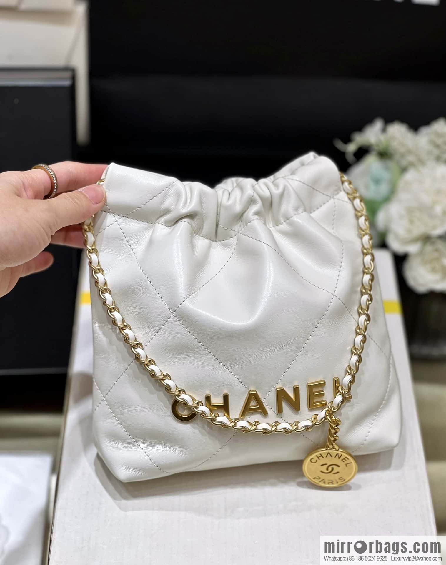 CHANEL 23S spring and summer series mini 22 bags AS3980 white