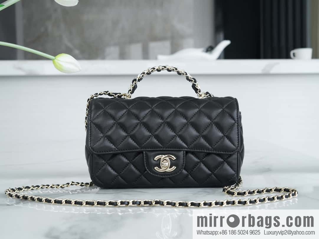 CHANEL 23A rhinestone handle cf medium black AS4141