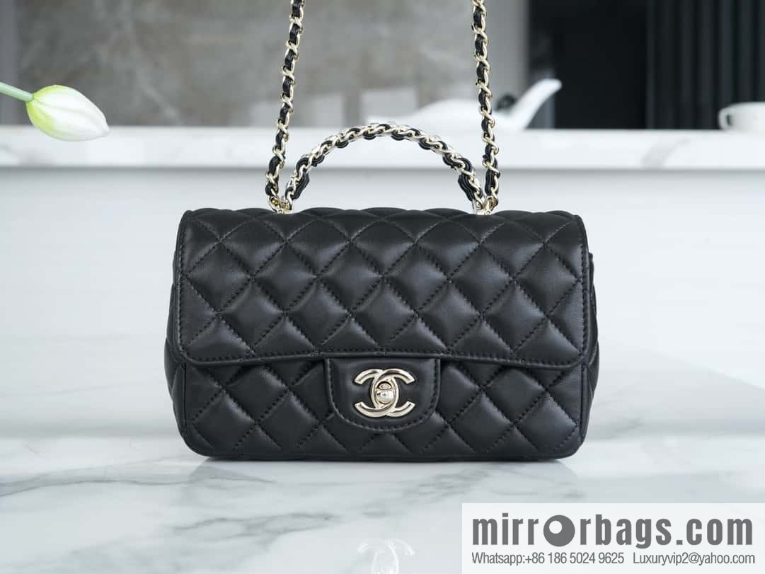 CHANEL 23A rhinestone handle cf medium black AS4141