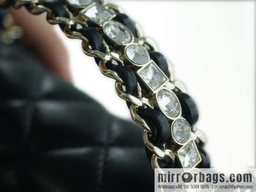CHANEL 23A rhinestone handle cf medium black AS4141