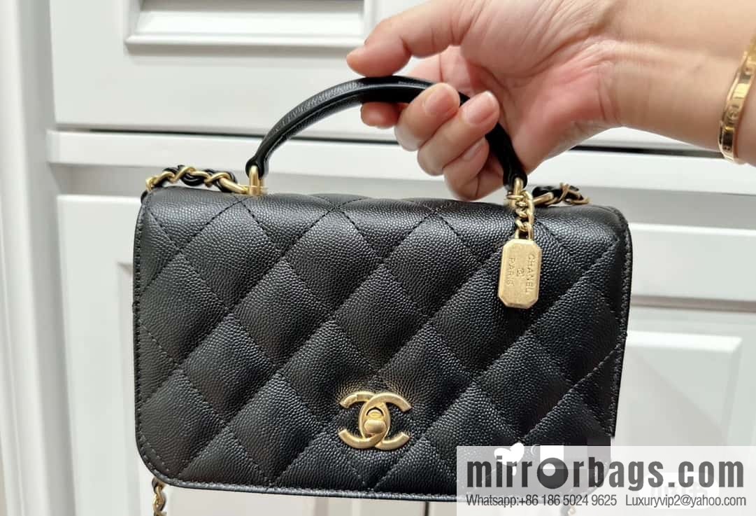 CHANEL 23B autumn and winter trailer series, hidden lychee leather organ bag AS4284
