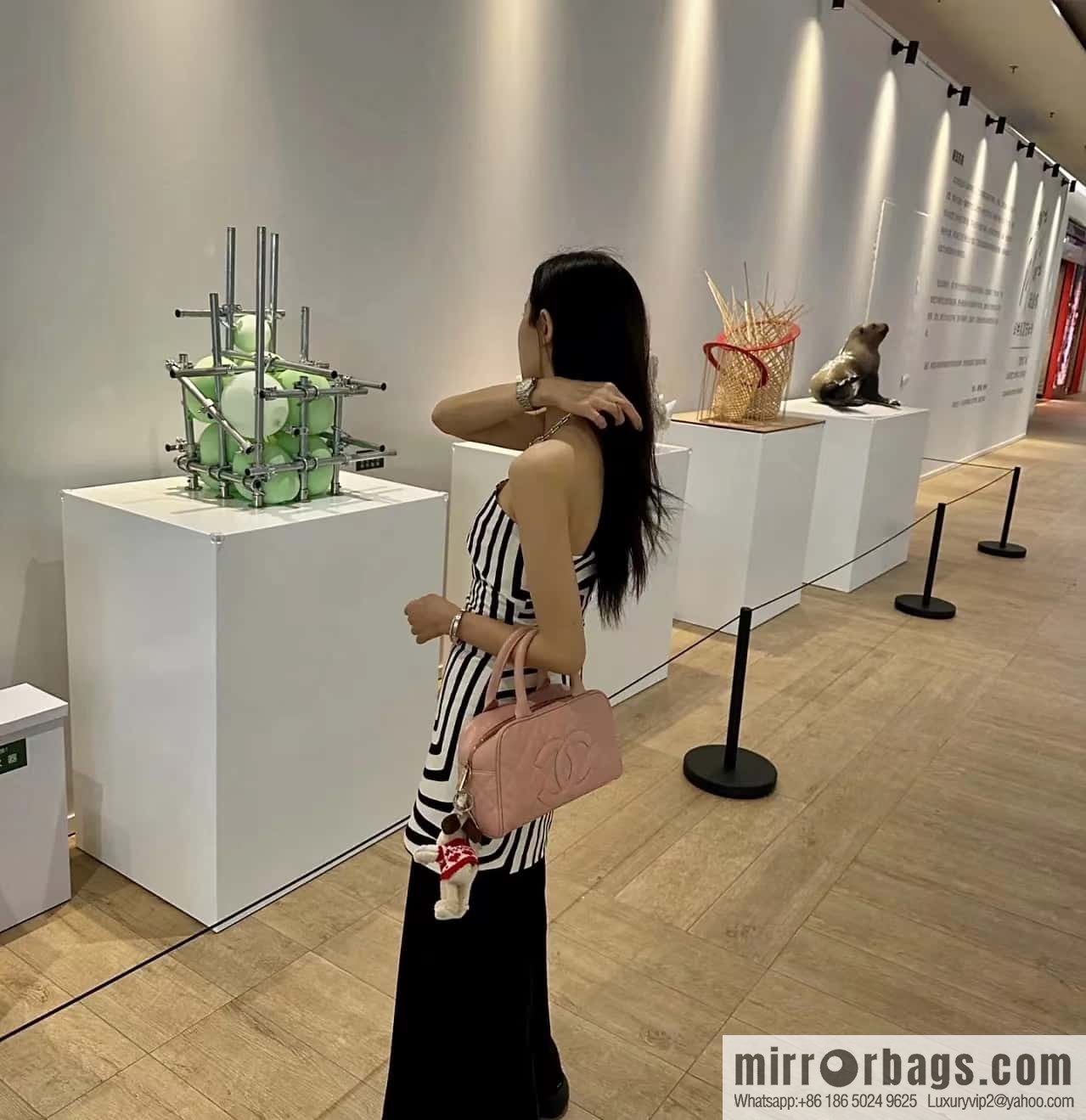 CHANEL CNNe same hot medieval bowling bag A20996 pink