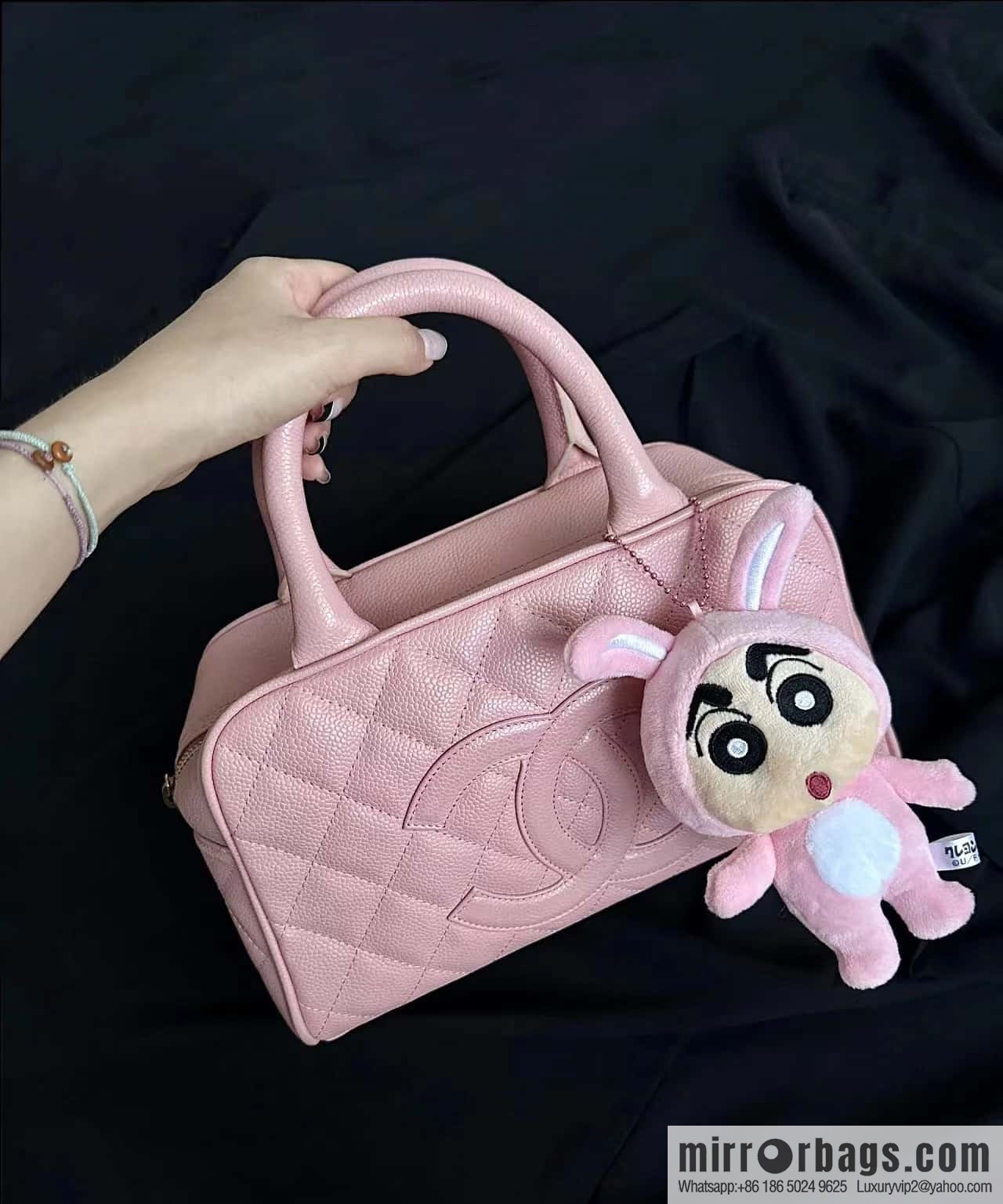 CHANEL CNNe same hot medieval bowling bag A20996 pink