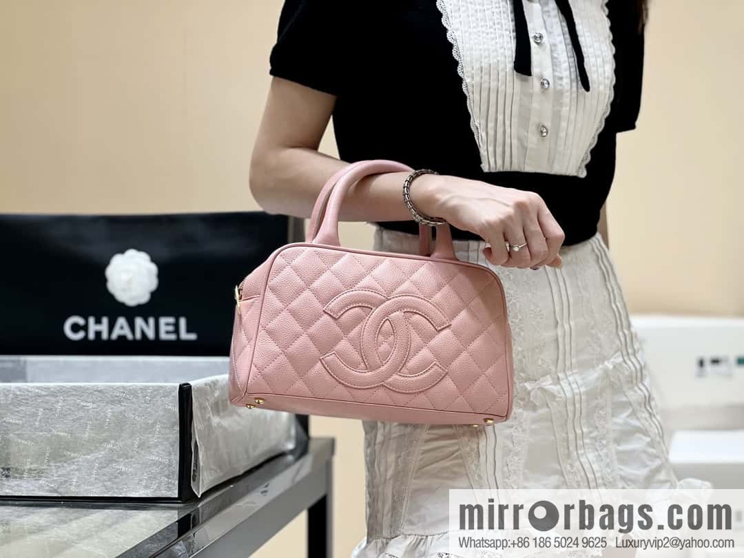 CHANEL CNNe same hot medieval bowling bag A20996 pink