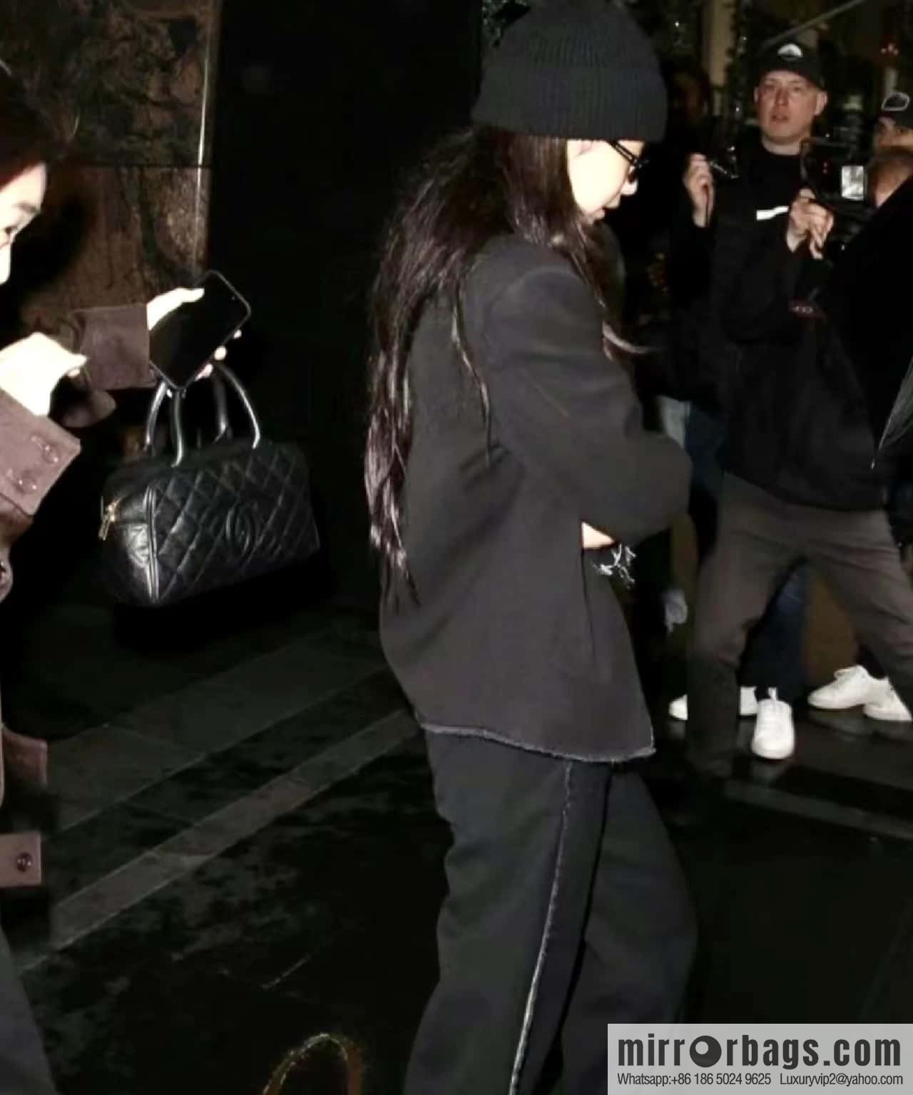 CHANEL CNNe same hot medieval bowling bag A20996 black