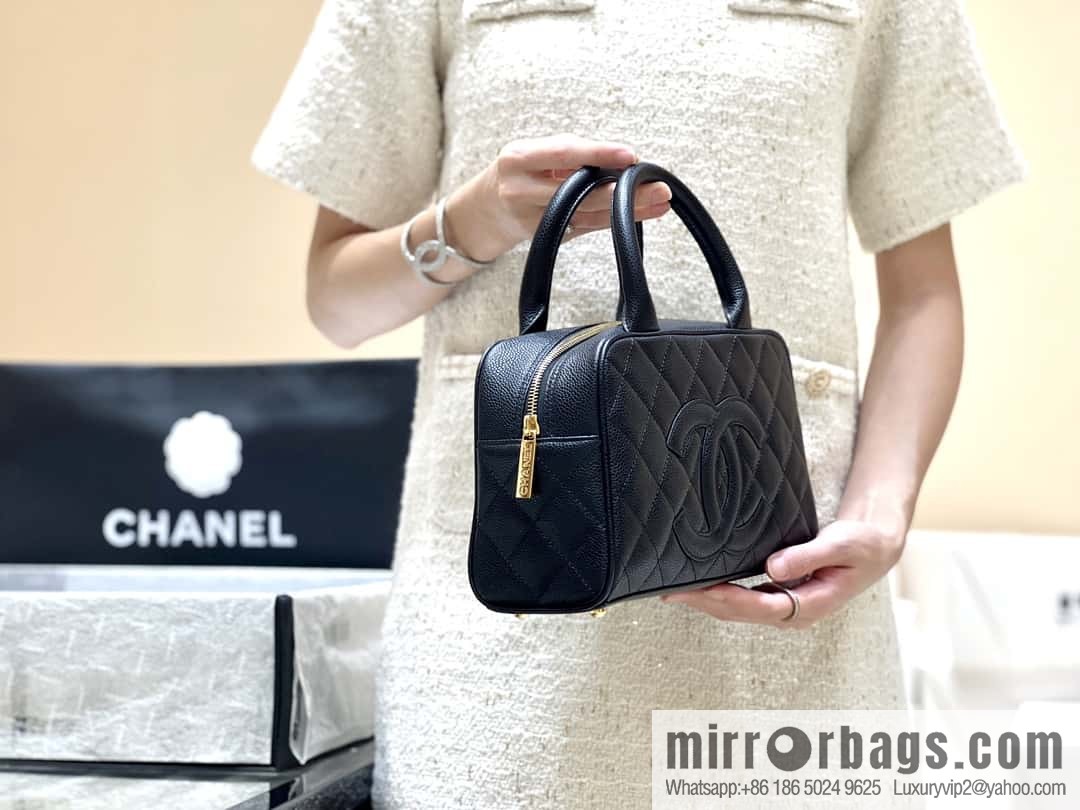 CHANEL CNNe same hot medieval bowling bag A20996 black