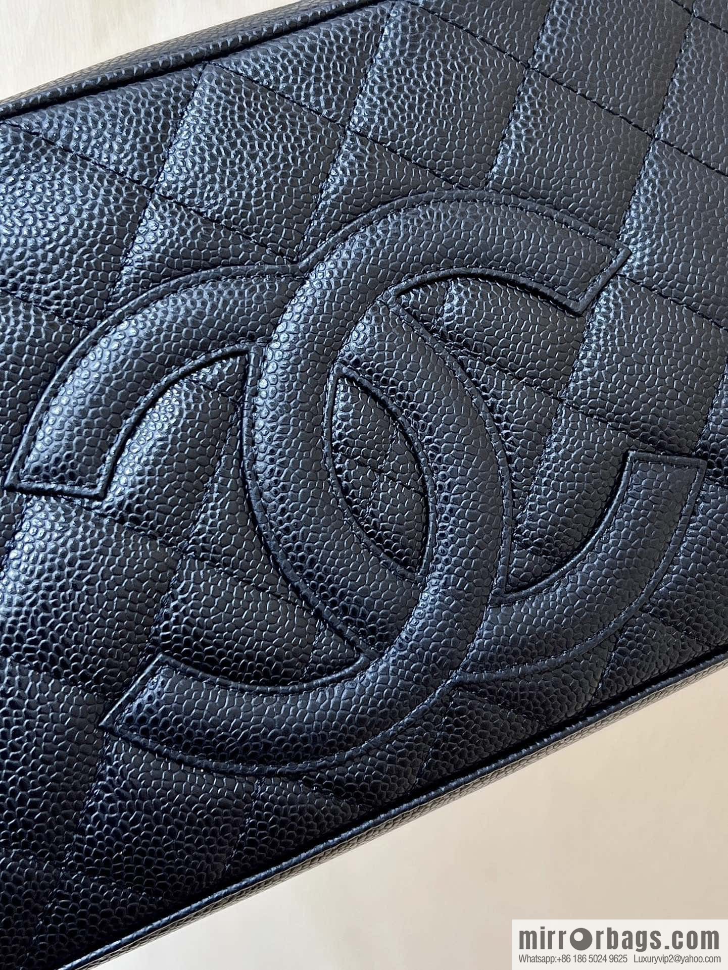 CHANEL CNNe same hot medieval bowling bag A20996 black