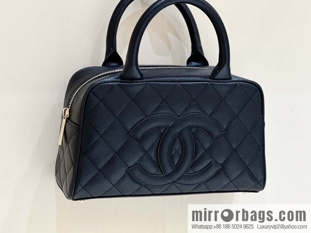 CHANEL CNNe same hot medieval bowling bag A20996 black