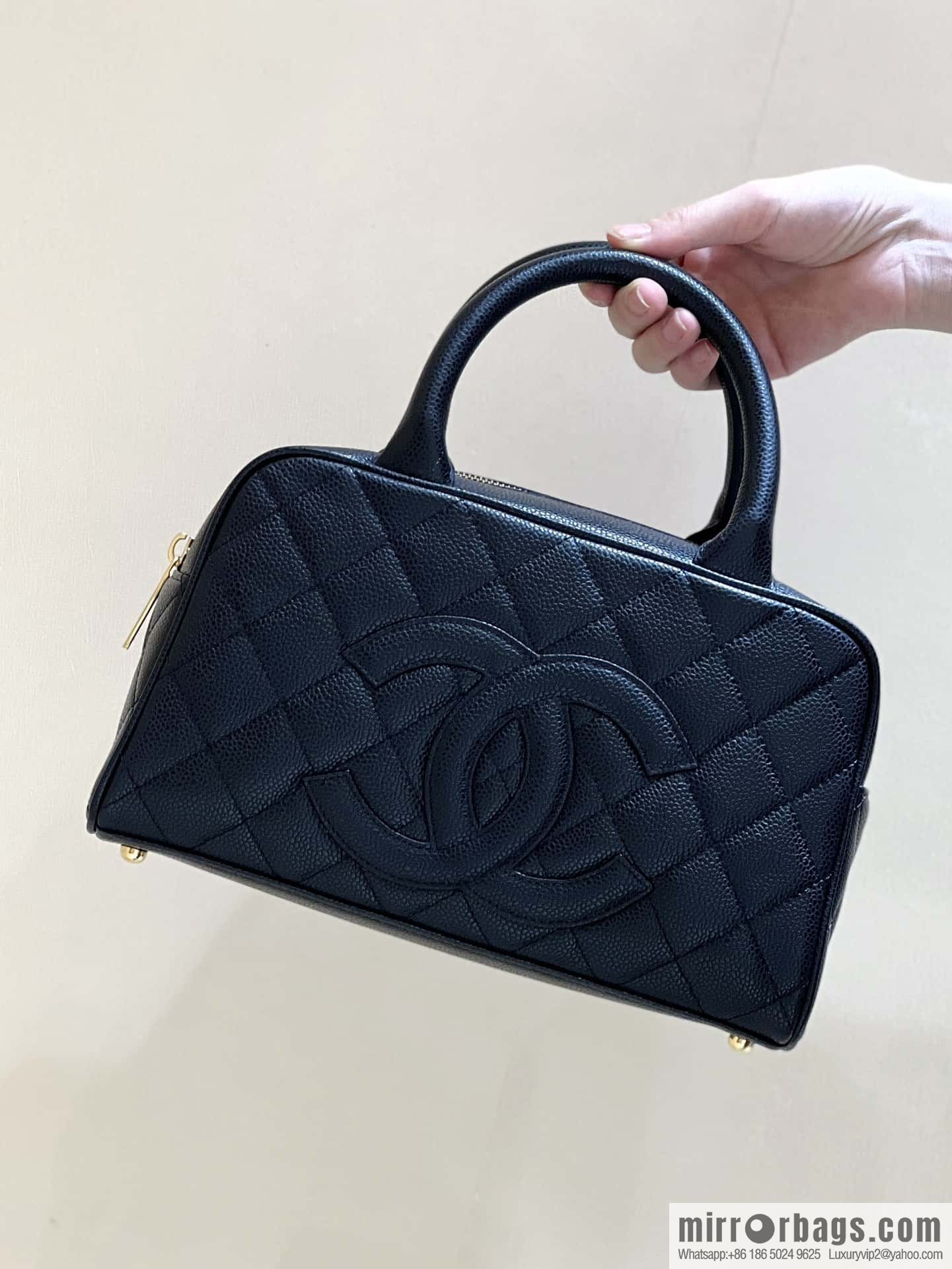 CHANEL CNNe same hot medieval bowling bag A20996 black