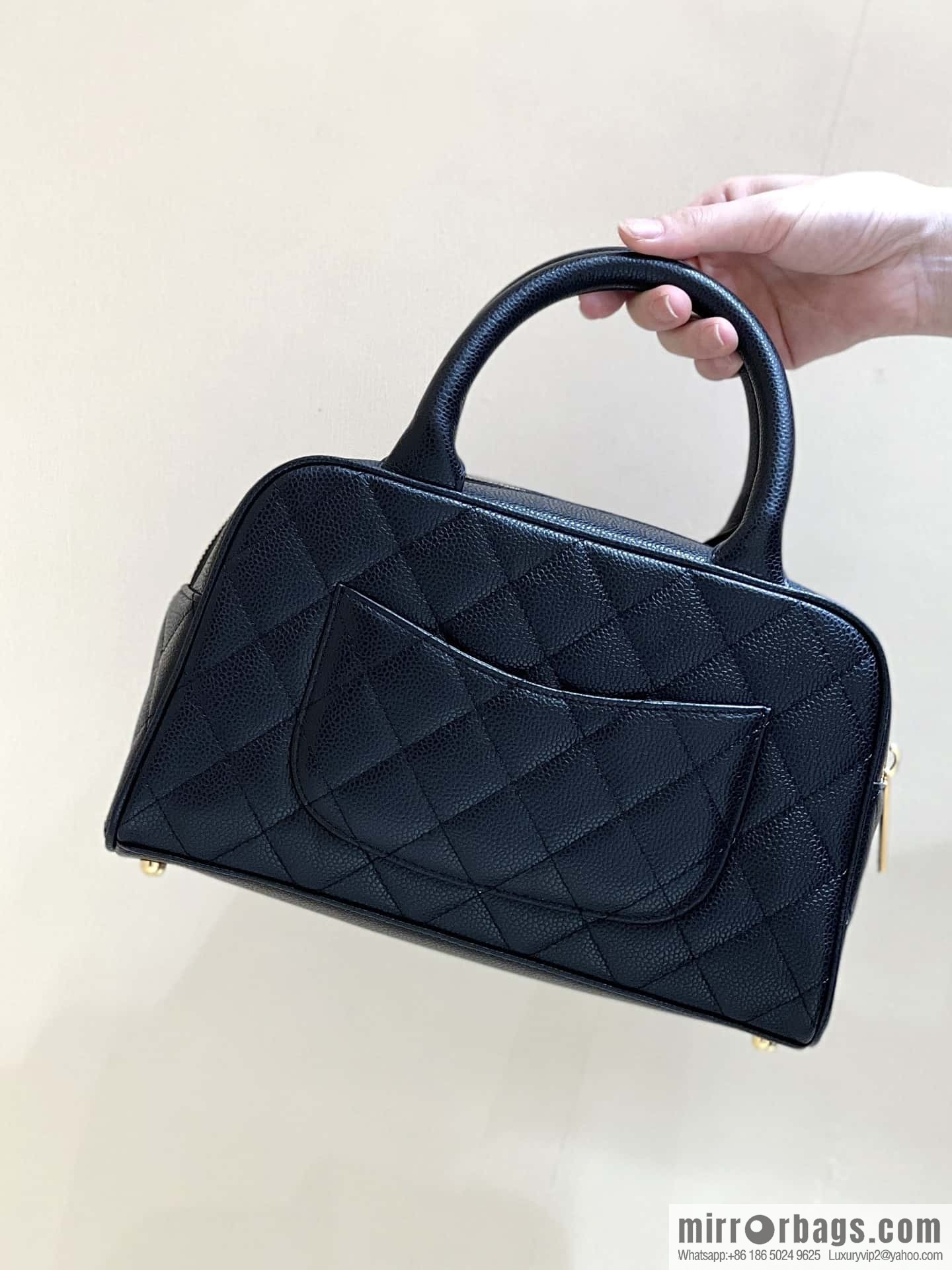 CHANEL CNNe same hot medieval bowling bag A20996 black