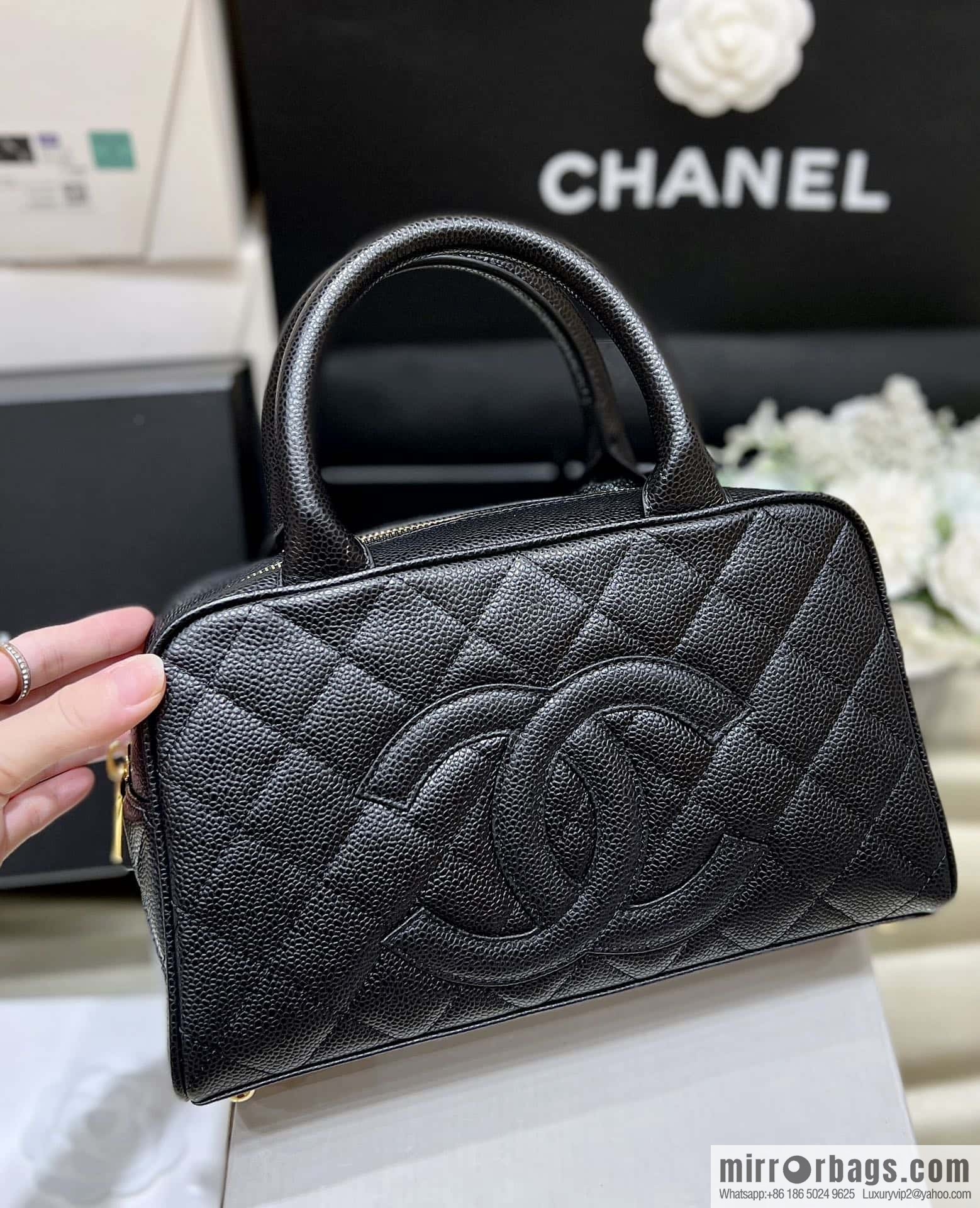 CHANEL CNNe same hot medieval bowling bag A20996 black