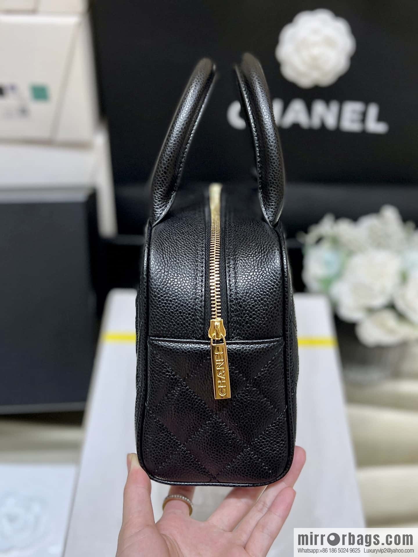 CHANEL CNNe same hot medieval bowling bag A20996 black