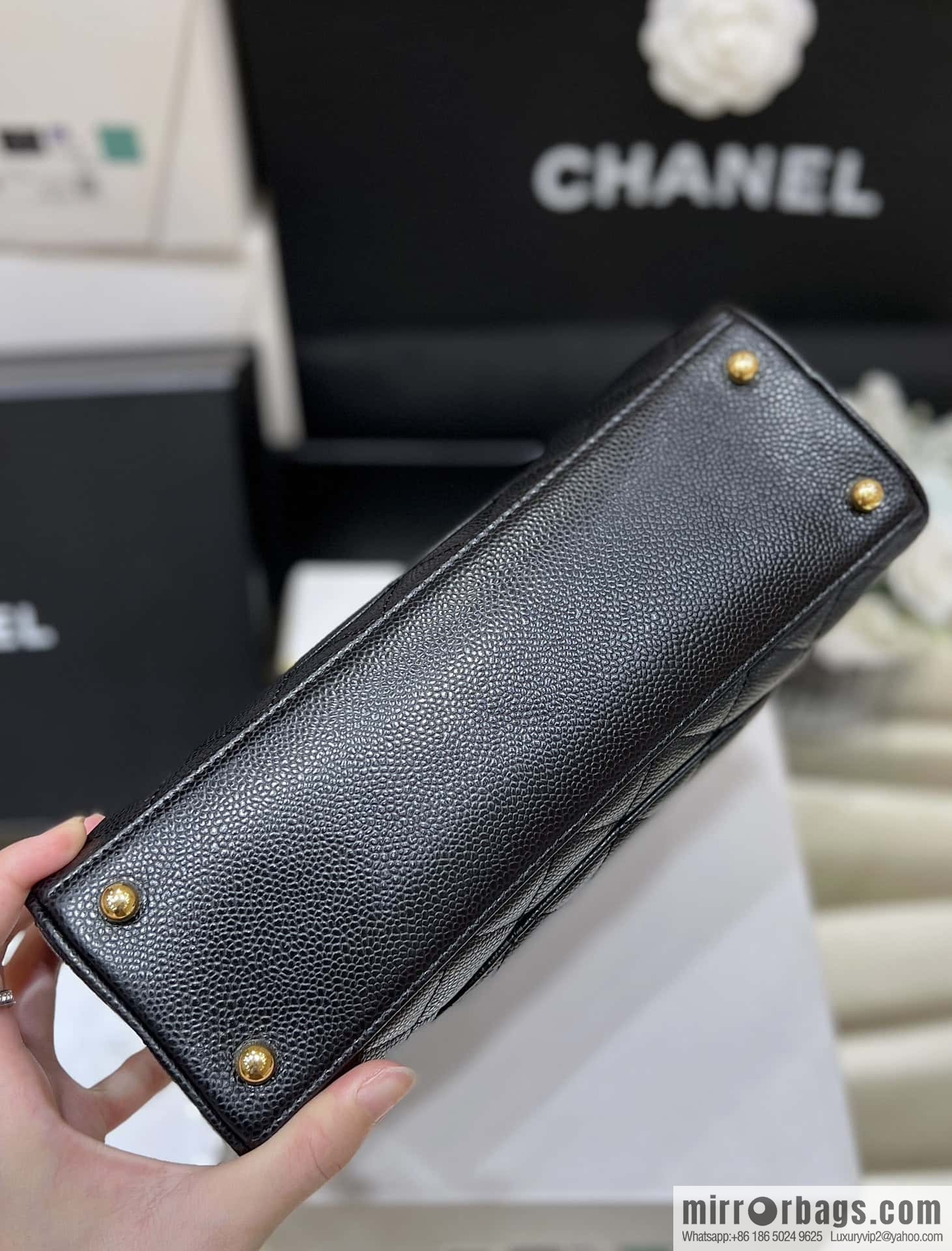 CHANEL CNNe same hot medieval bowling bag A20996 black