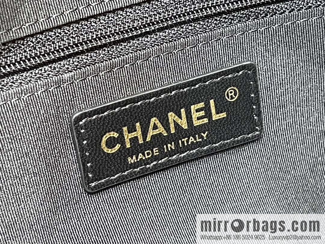 CHANEL CNNe same hot medieval bowling bag A20996 black