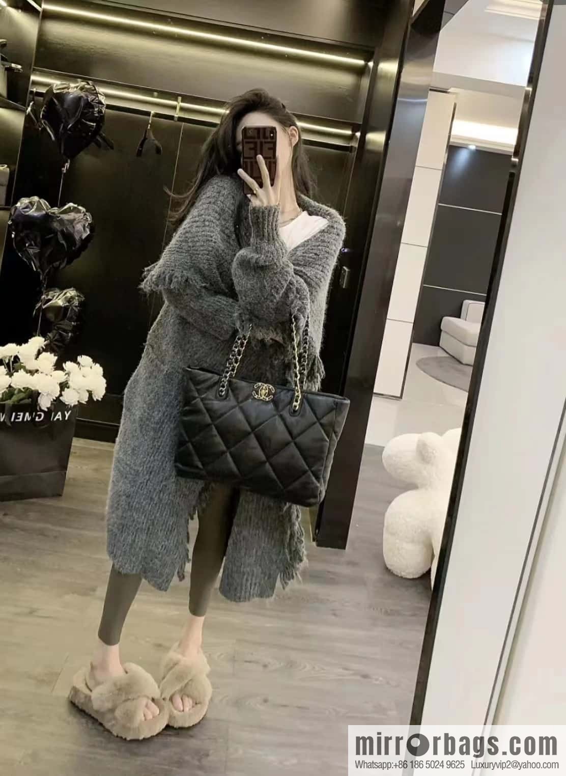 CHANEL 22k autumn and winter high-end ready-to-wear series shopping bag 19 horizontal shopping bag AS3660