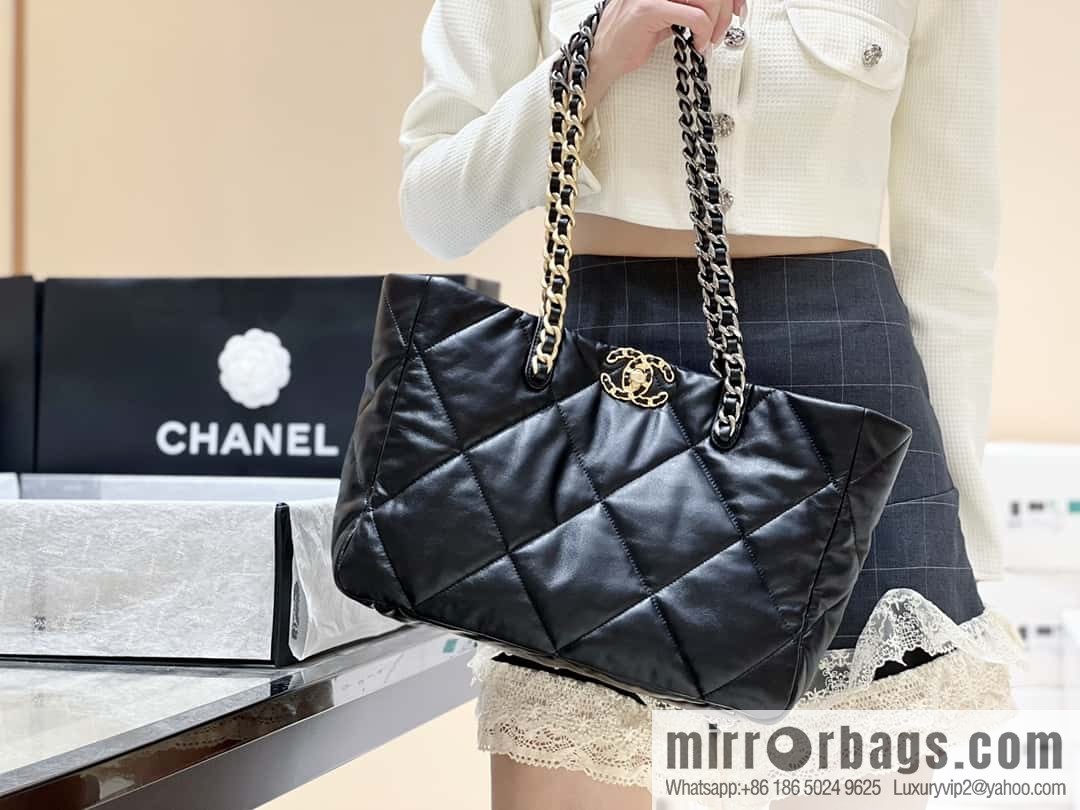 CHANEL 22k autumn and winter high-end ready-to-wear series shopping bag 19 horizontal shopping bag AS3660