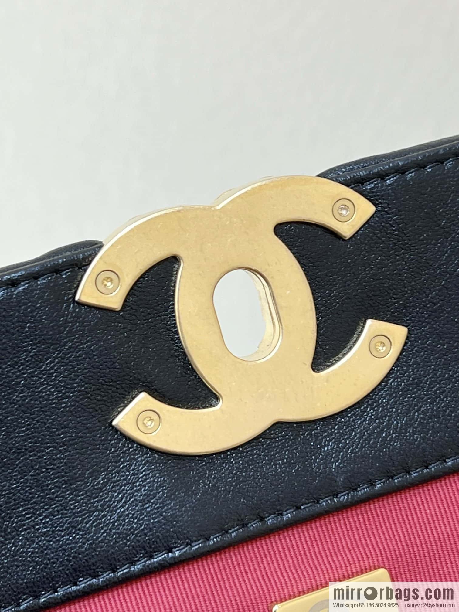 CHANEL 22k autumn and winter high-end ready-to-wear series shopping bag 19 horizontal shopping bag AS3660