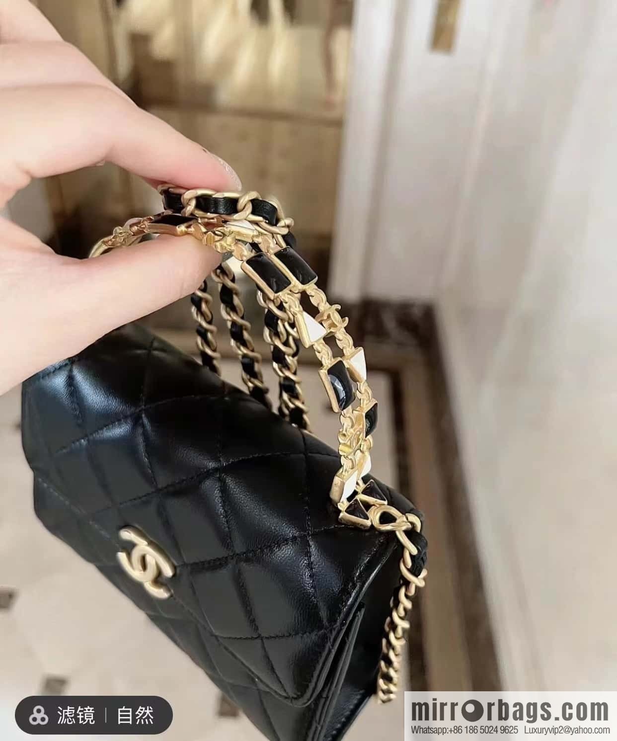 CHANEL 22b autumn and winter new trailer series Kelly enamel handle bag AP2945
