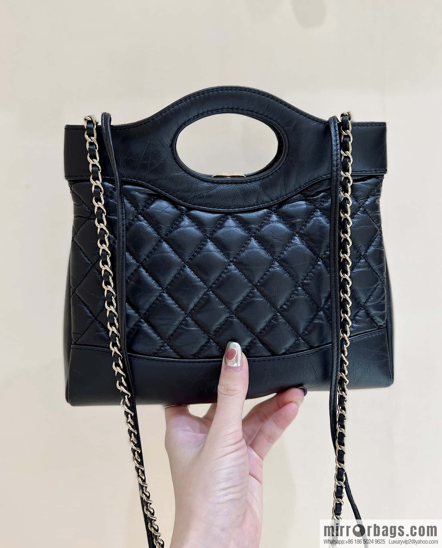 CHANEL 23A Superior Handicraft Series 31bag mini AS4133