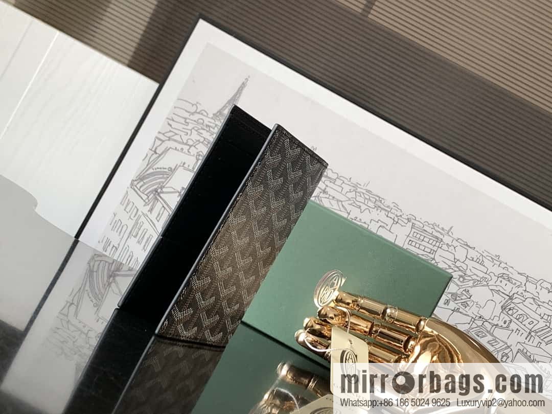 Goyard Grenelle passport holder 7706