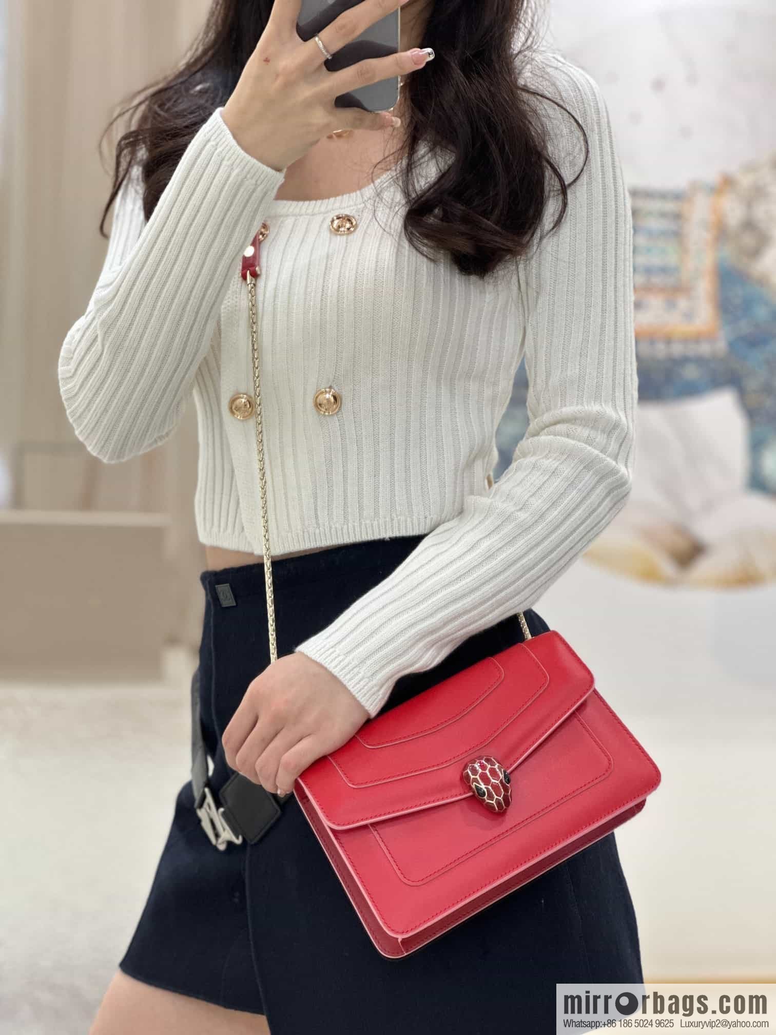 𝘽𝙑𝙇𝙂𝘼𝙍𝙄𝙎𝙀𝙍𝙋𝙀𝙉𝙏𝙄𝙁𝙊𝙍𝙀𝙑𝙀𝙍 counter hot-selling series Serpenti Forever exquisite crossbody bag Model: 38102