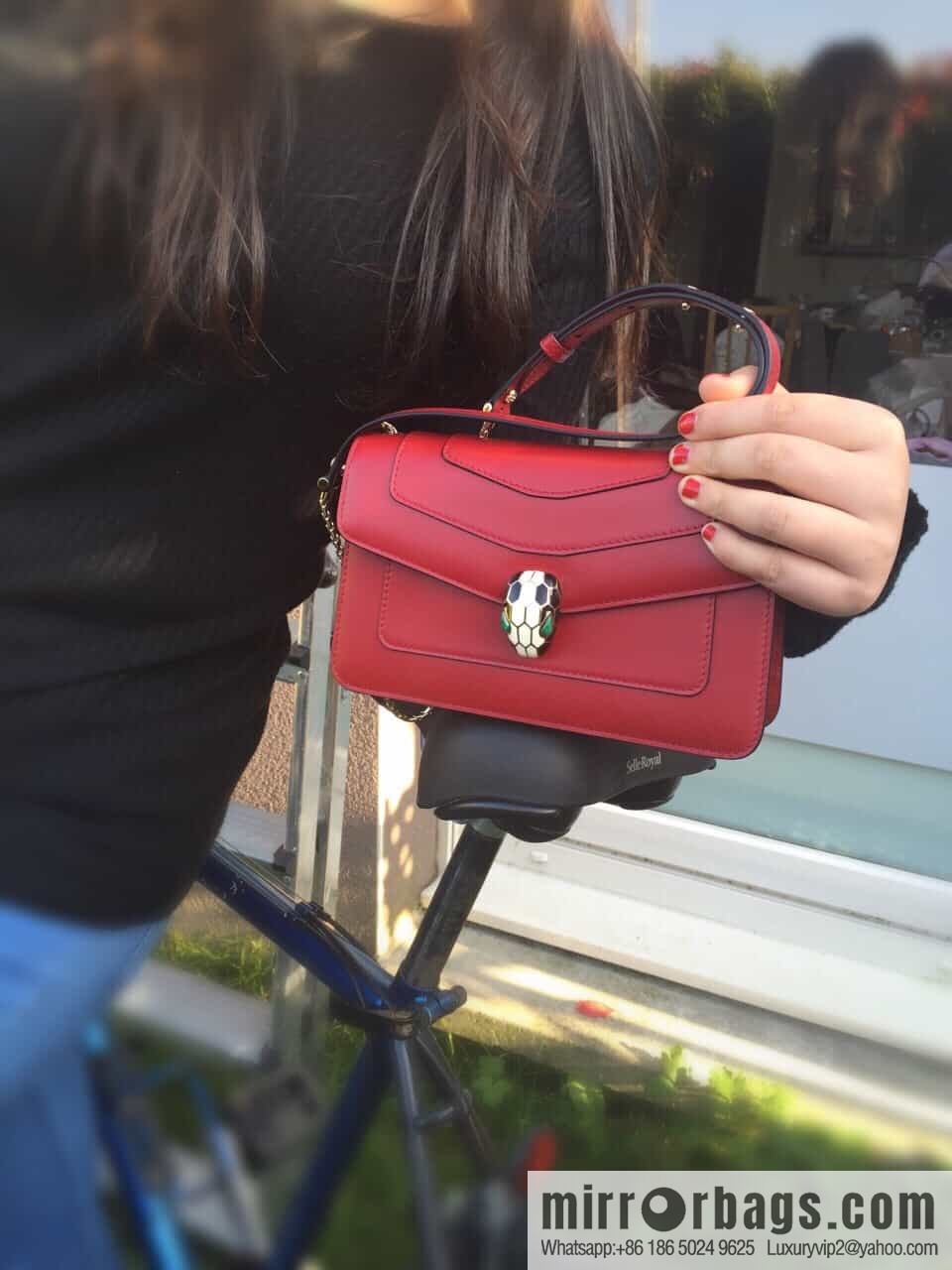 𝘽𝙑𝙇𝙂𝘼𝙍𝙄𝙎𝙀𝙍𝙋𝙀𝙉𝙏𝙄𝙁𝙊𝙍𝙀𝙑𝙀𝙍 counter hot-selling series Serpenti Forever exquisite crossbody bag Model: 38102