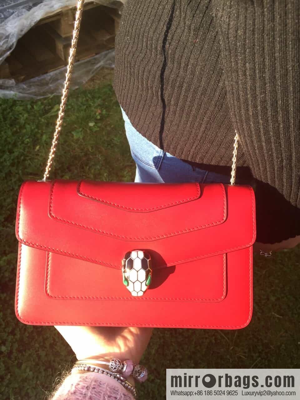 𝘽𝙑𝙇𝙂𝘼𝙍𝙄𝙎𝙀𝙍𝙋𝙀𝙉𝙏𝙄𝙁𝙊𝙍𝙀𝙑𝙀𝙍 counter hot-selling series Serpenti Forever exquisite crossbody bag Model: 38102