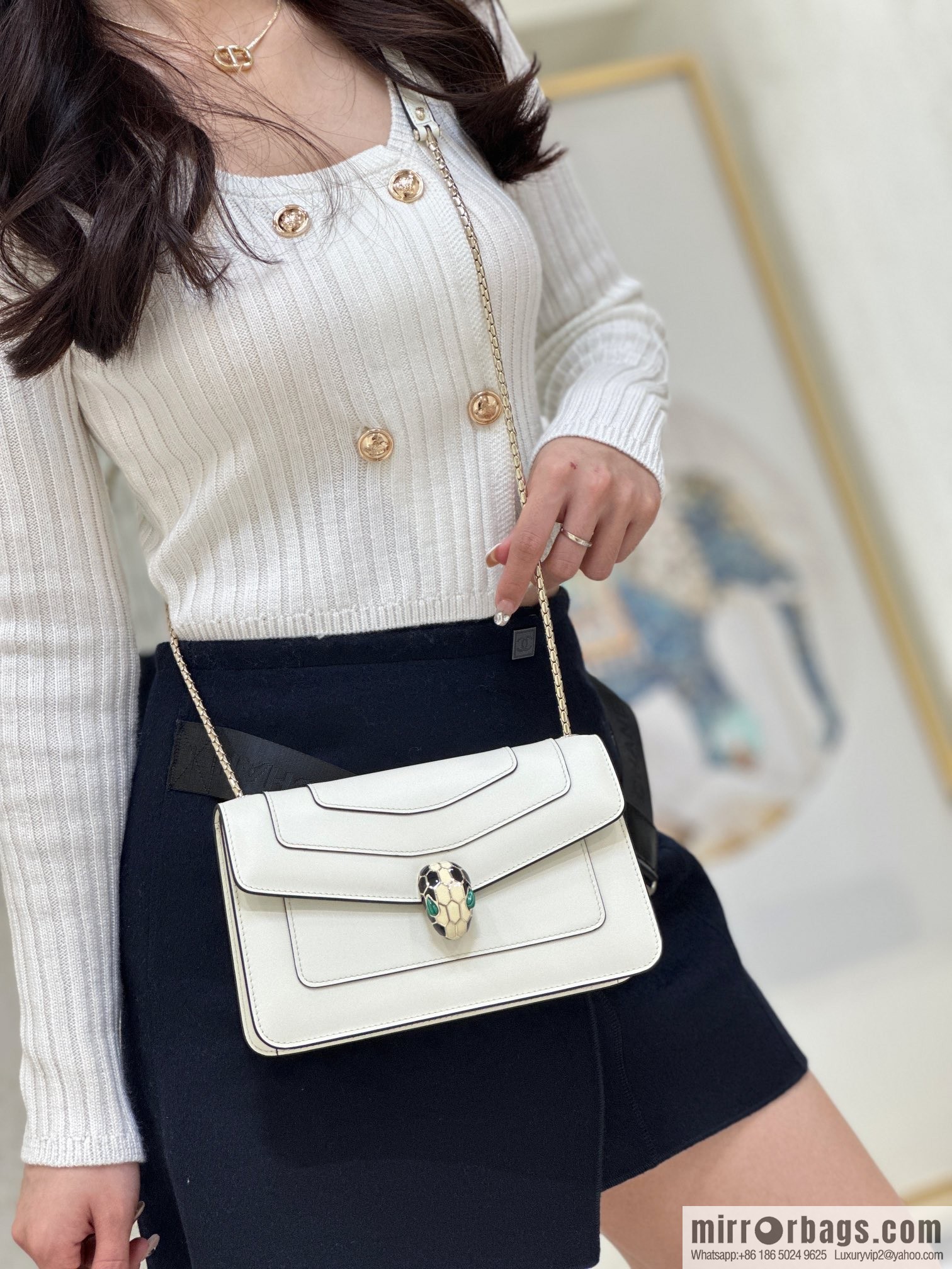 𝘽𝙑𝙇𝙂𝘼𝙍𝙄𝙎𝙀𝙍𝙋𝙀𝙉𝙏𝙄𝙁𝙊𝙍𝙀𝙑𝙀𝙍 counter hot-selling series Serpenti Forever exquisite crossbody bag Model: 38102