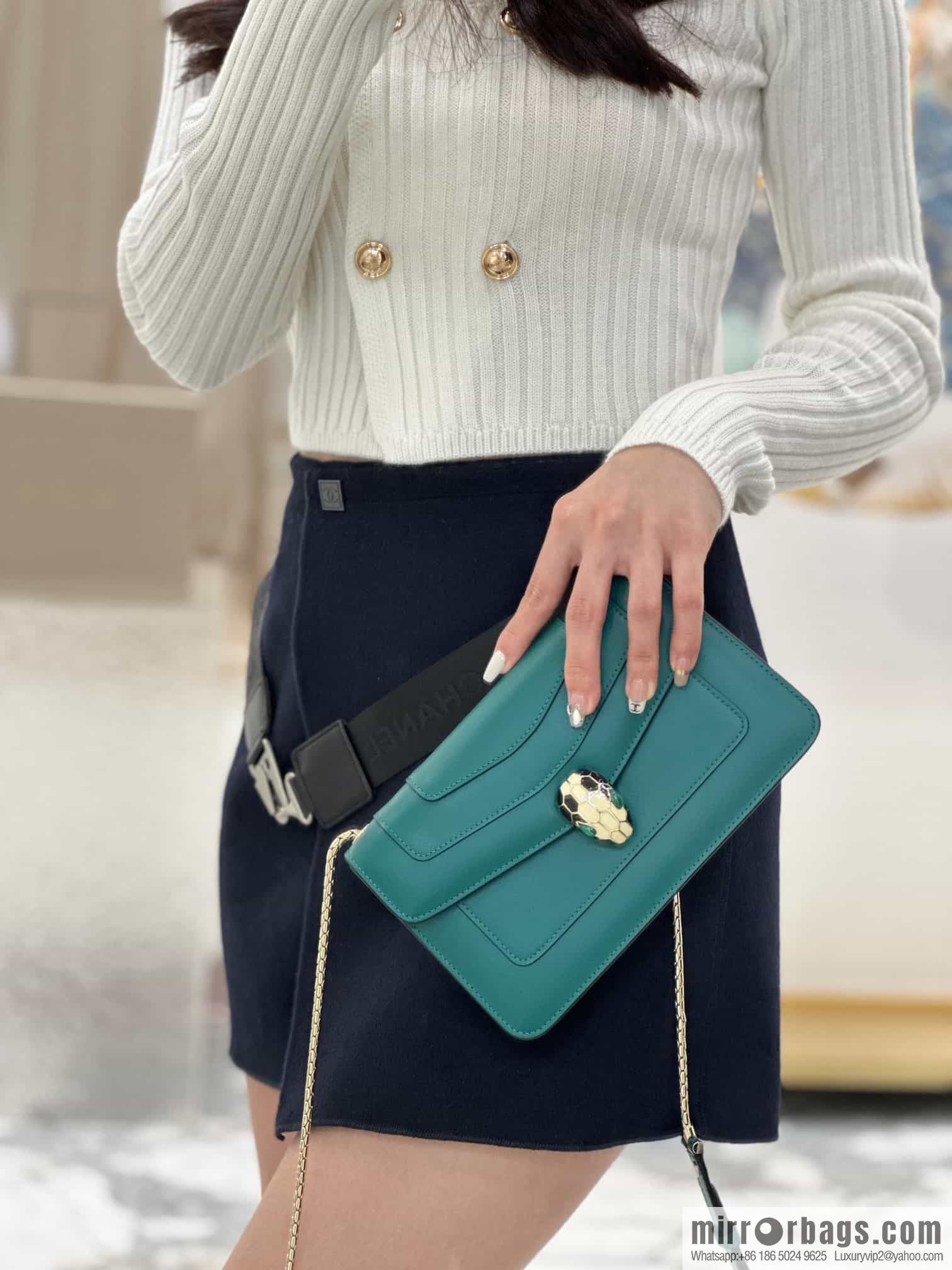 𝘽𝙑𝙇𝙂𝘼𝙍𝙄𝙎𝙀𝙍𝙋𝙀𝙉𝙏𝙄𝙁𝙊𝙍𝙀𝙑𝙀𝙍 counter hot-selling series Serpenti Forever exquisite crossbody bag Model: 38102