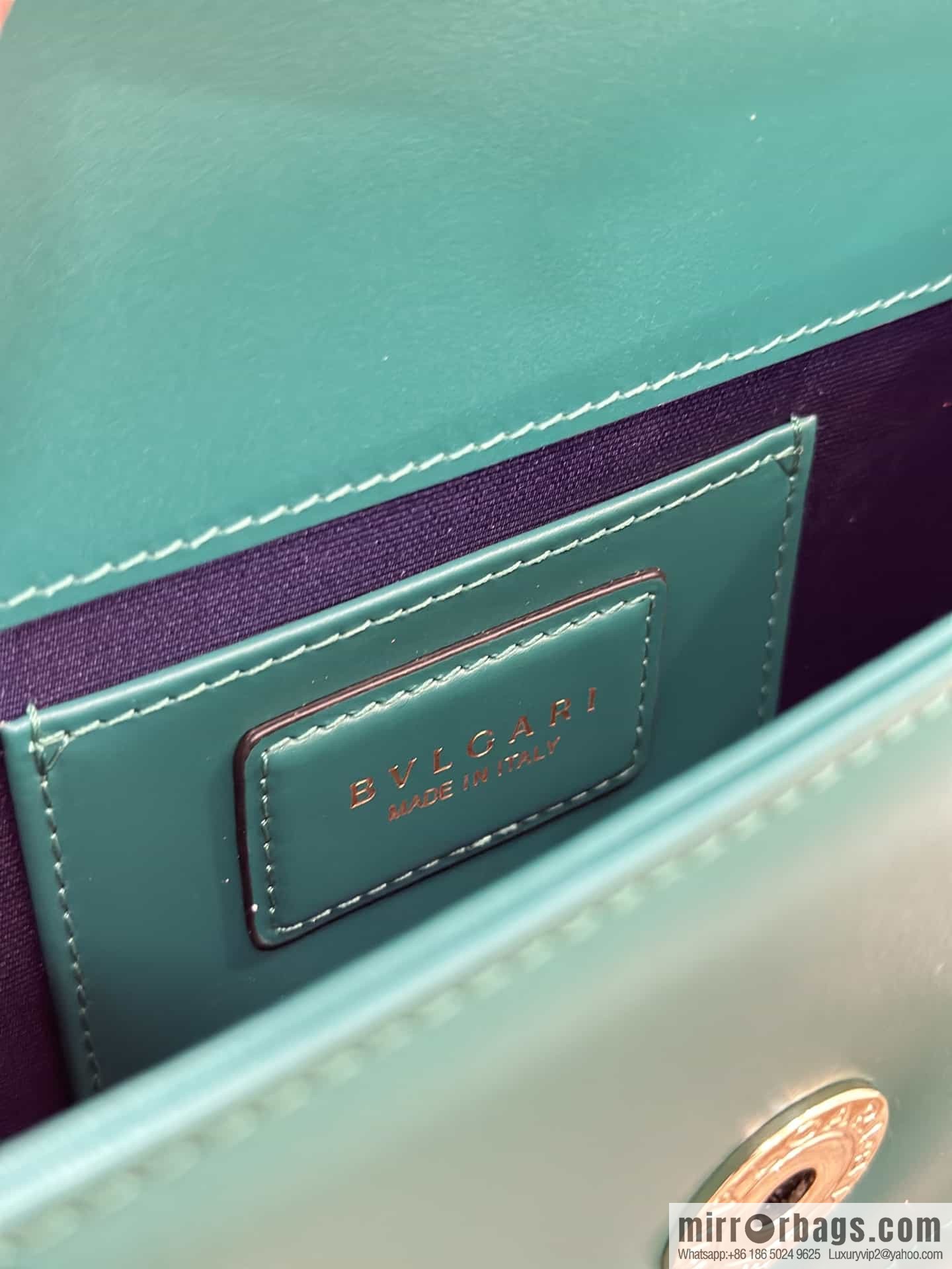 𝘽𝙑𝙇𝙂𝘼𝙍𝙄𝙎𝙀𝙍𝙋𝙀𝙉𝙏𝙄𝙁𝙊𝙍𝙀𝙑𝙀𝙍 counter hot-selling series Serpenti Forever exquisite crossbody bag Model: 38102