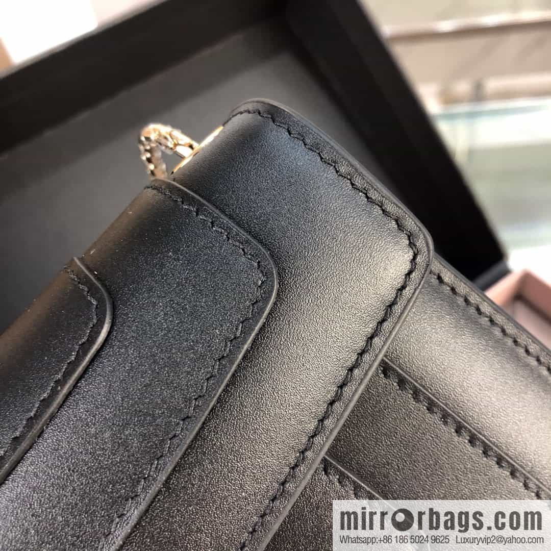 [Bvlgari] Bulgari counter new iconic Serpenti Forever mini double-layer snakehead bag Model: 288113