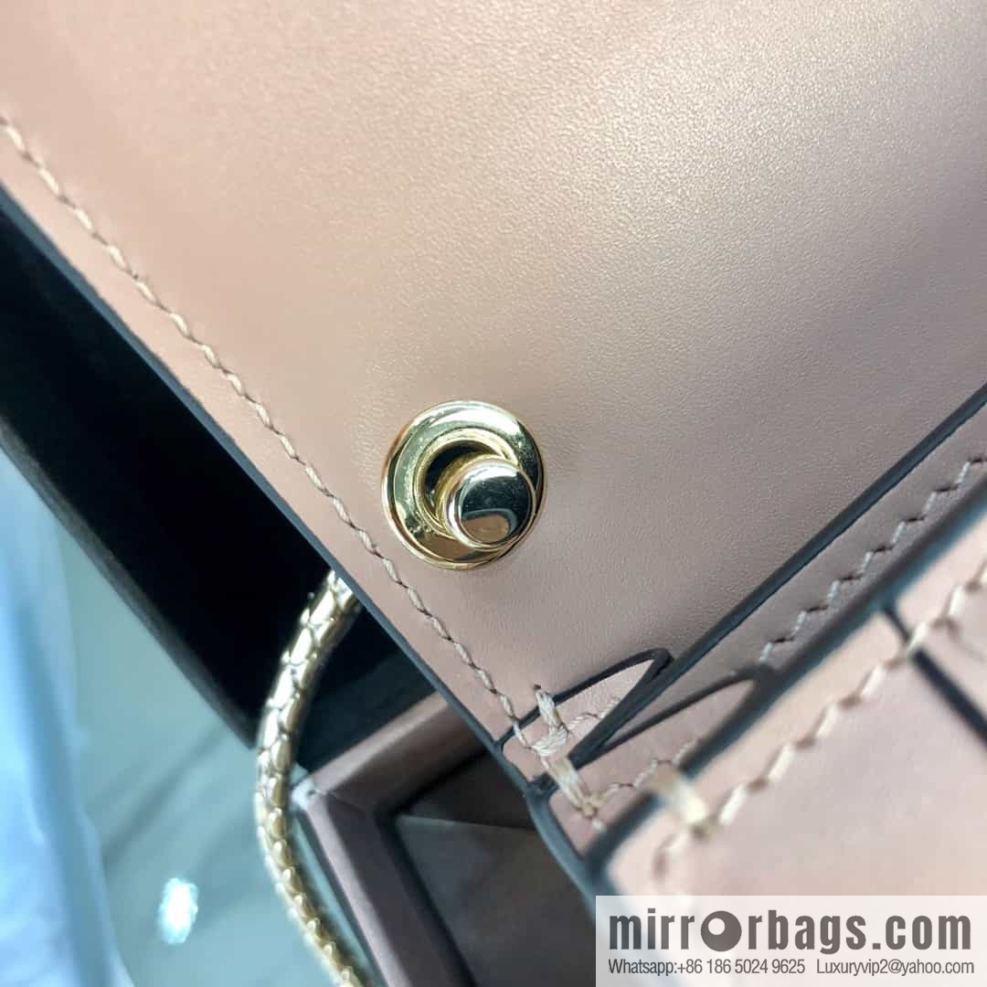 [Bvlgari] Bulgari counter new iconic Serpenti Forever mini double-layer snakehead bag Model: 288113