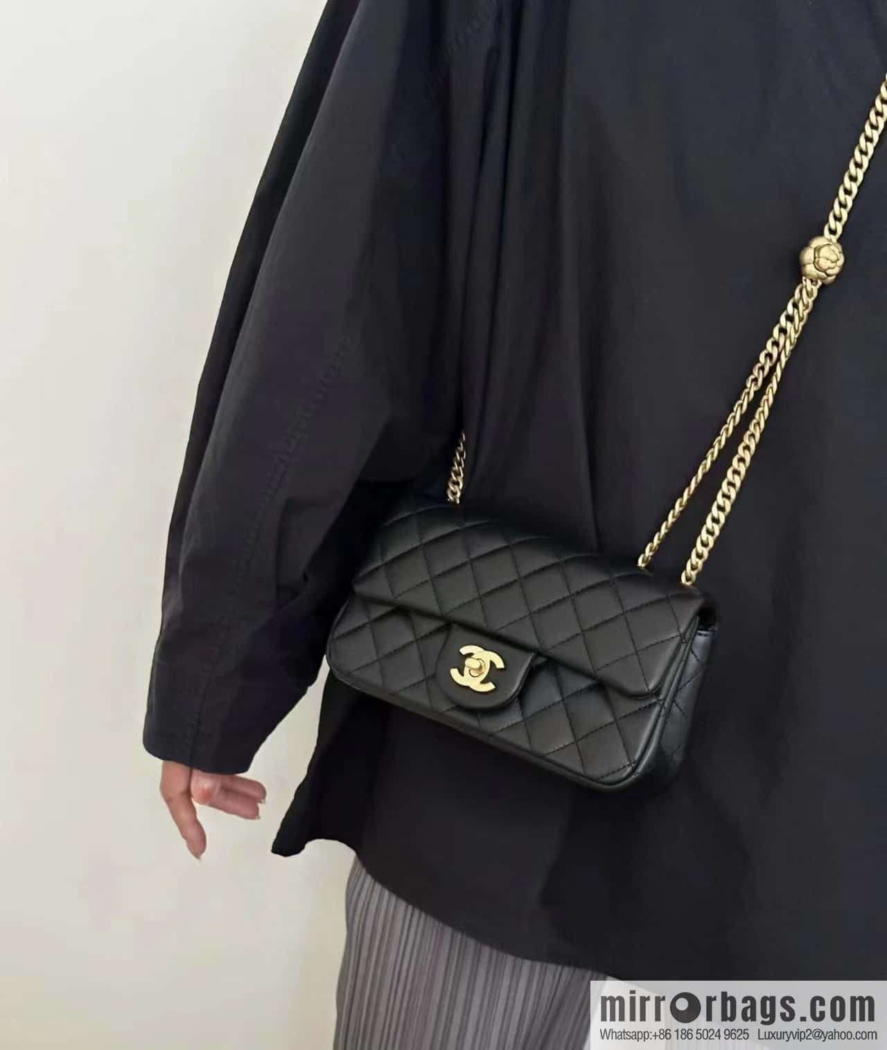 CHANEL 23S Camellia adjustment buckle, large mini20cm AS4041