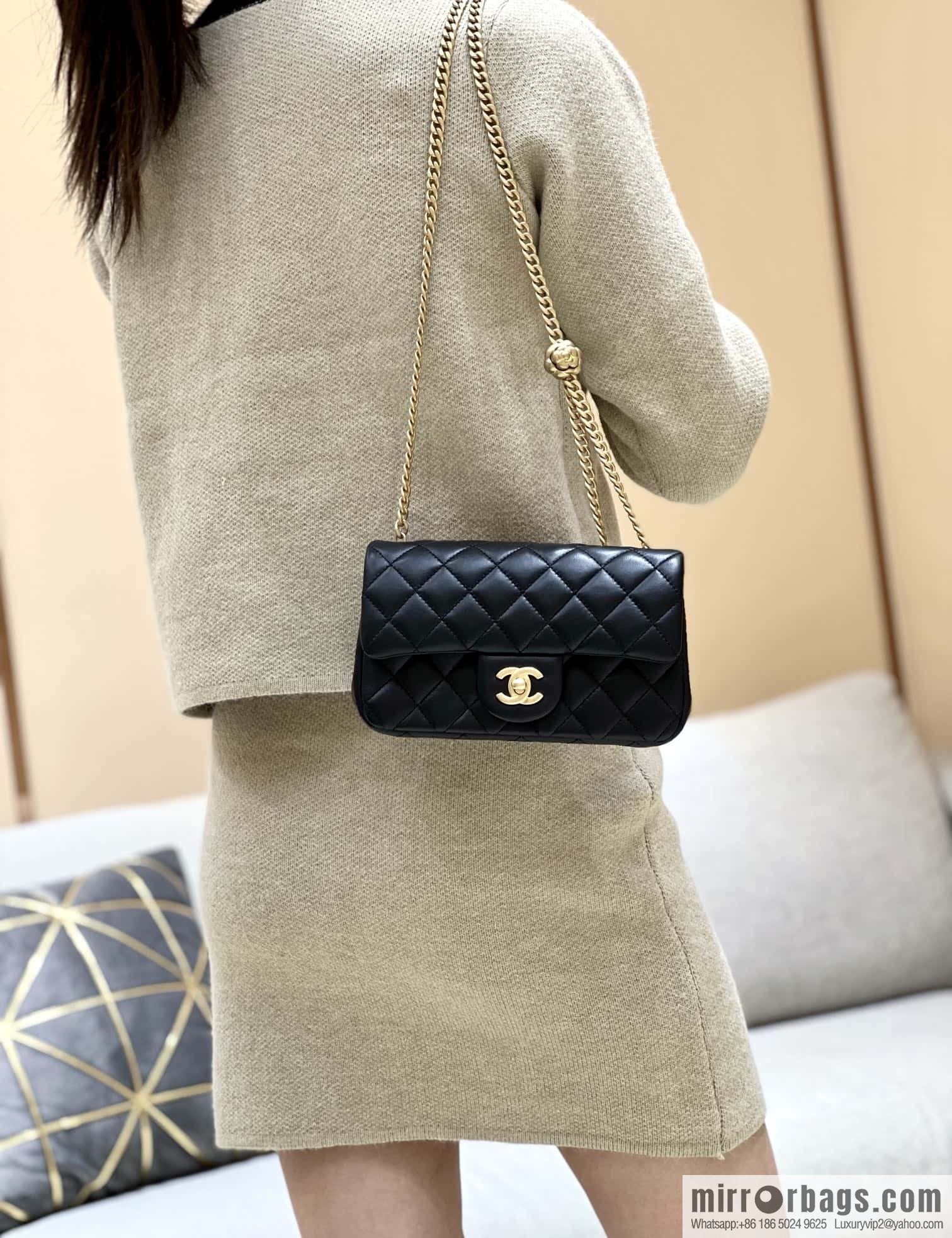 CHANEL 23S Camellia adjustment buckle, large mini20cm AS4041