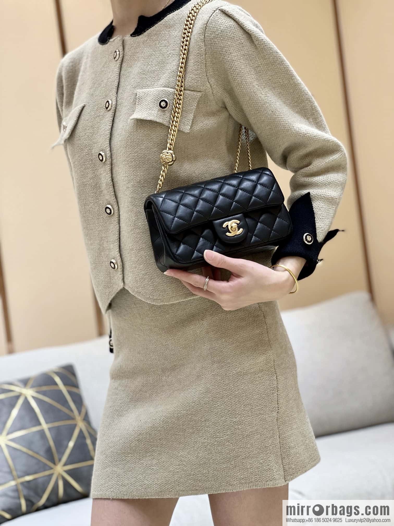 CHANEL 23S Camellia adjustment buckle, large mini20cm AS4041