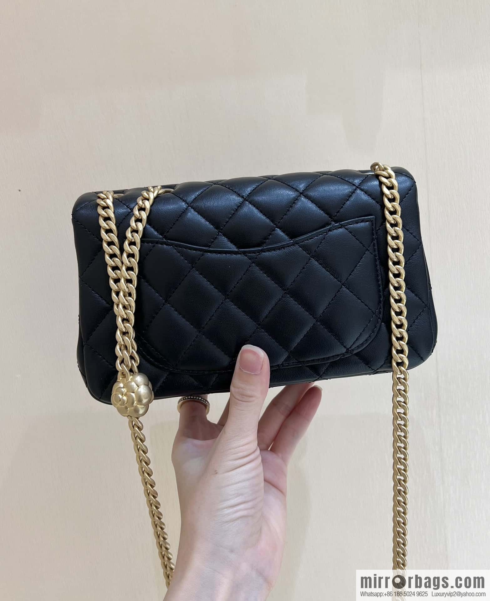 CHANEL 23S Camellia adjustment buckle, large mini20cm AS4041