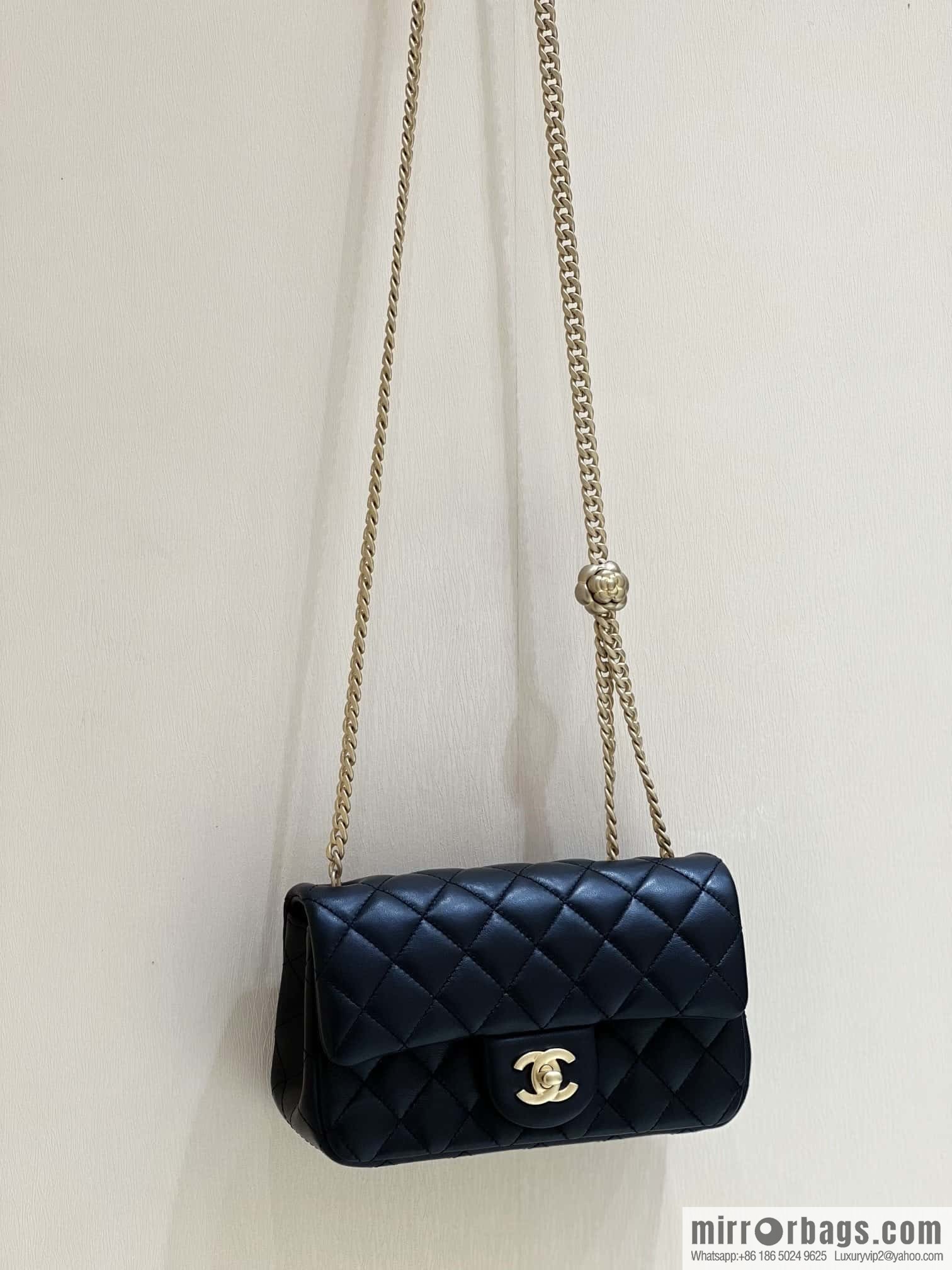 CHANEL 23S Camellia adjustment buckle, large mini20cm AS4041