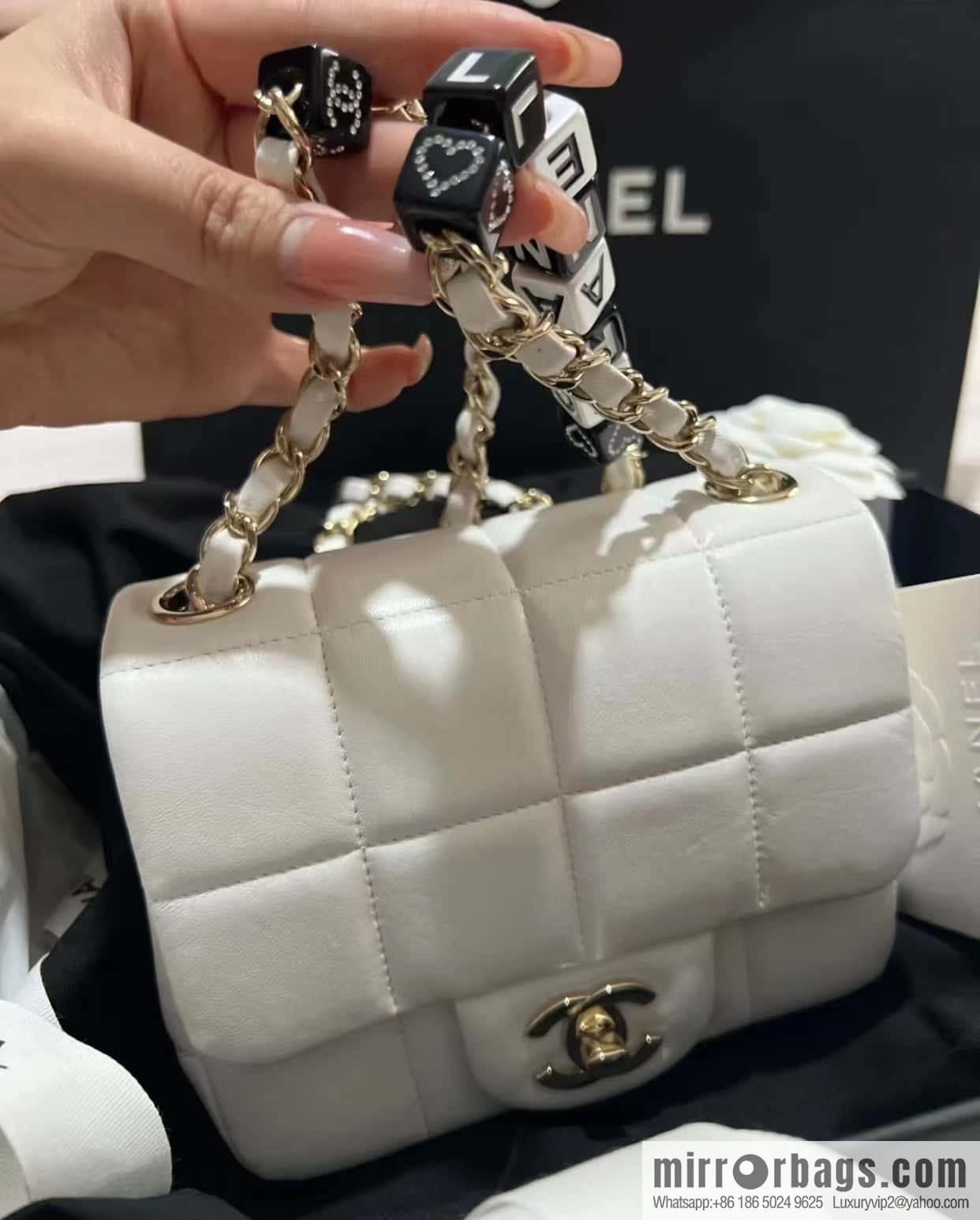 CHANEL 23C dice chain strap square fat man AS3744 white