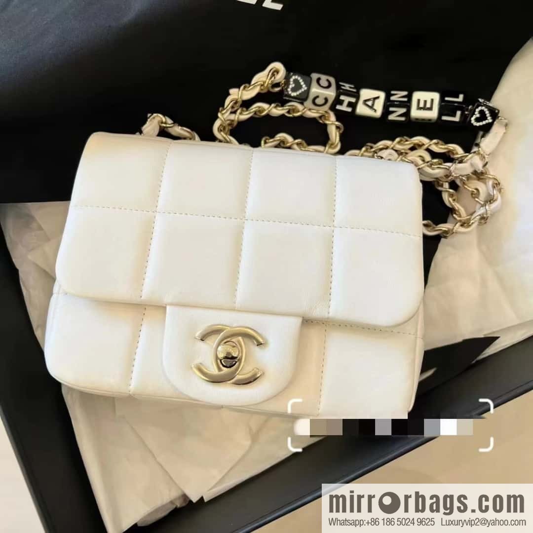 CHANEL 23C dice chain strap square fat man AS3744 white
