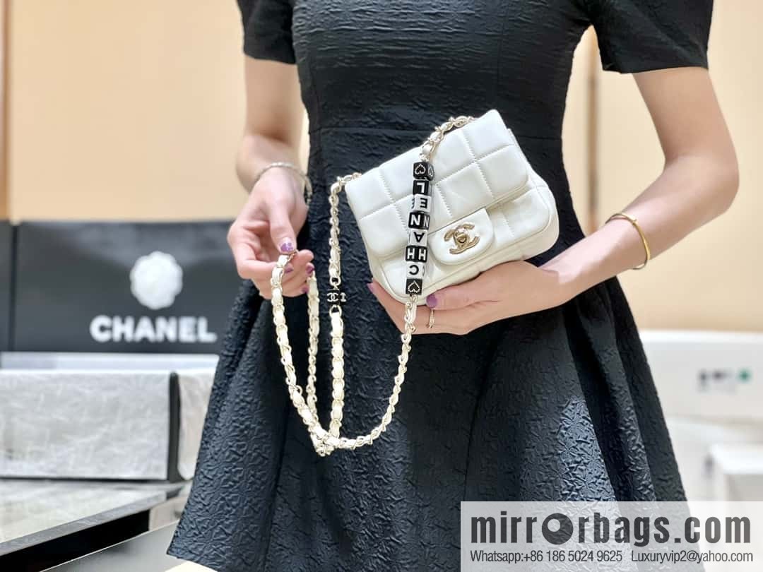 CHANEL 23C dice chain strap square fat man AS3744 white