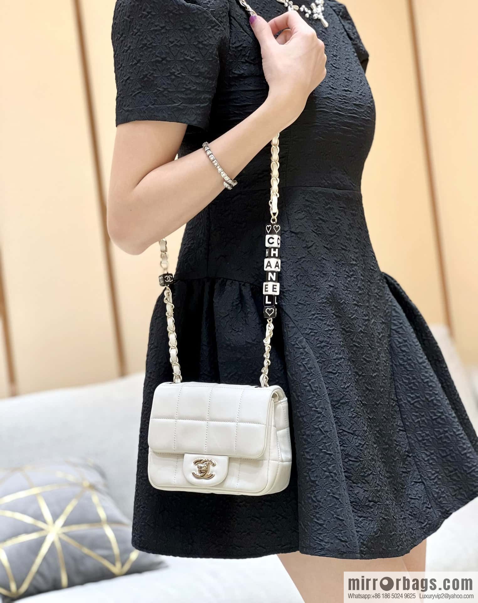 CHANEL 23C dice chain strap square fat man AS3744 white