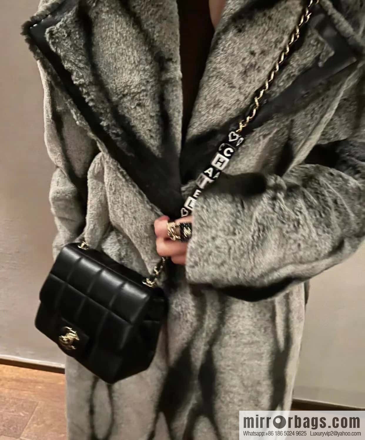 CHANEL 23C dice chain strap fat AS3744 black