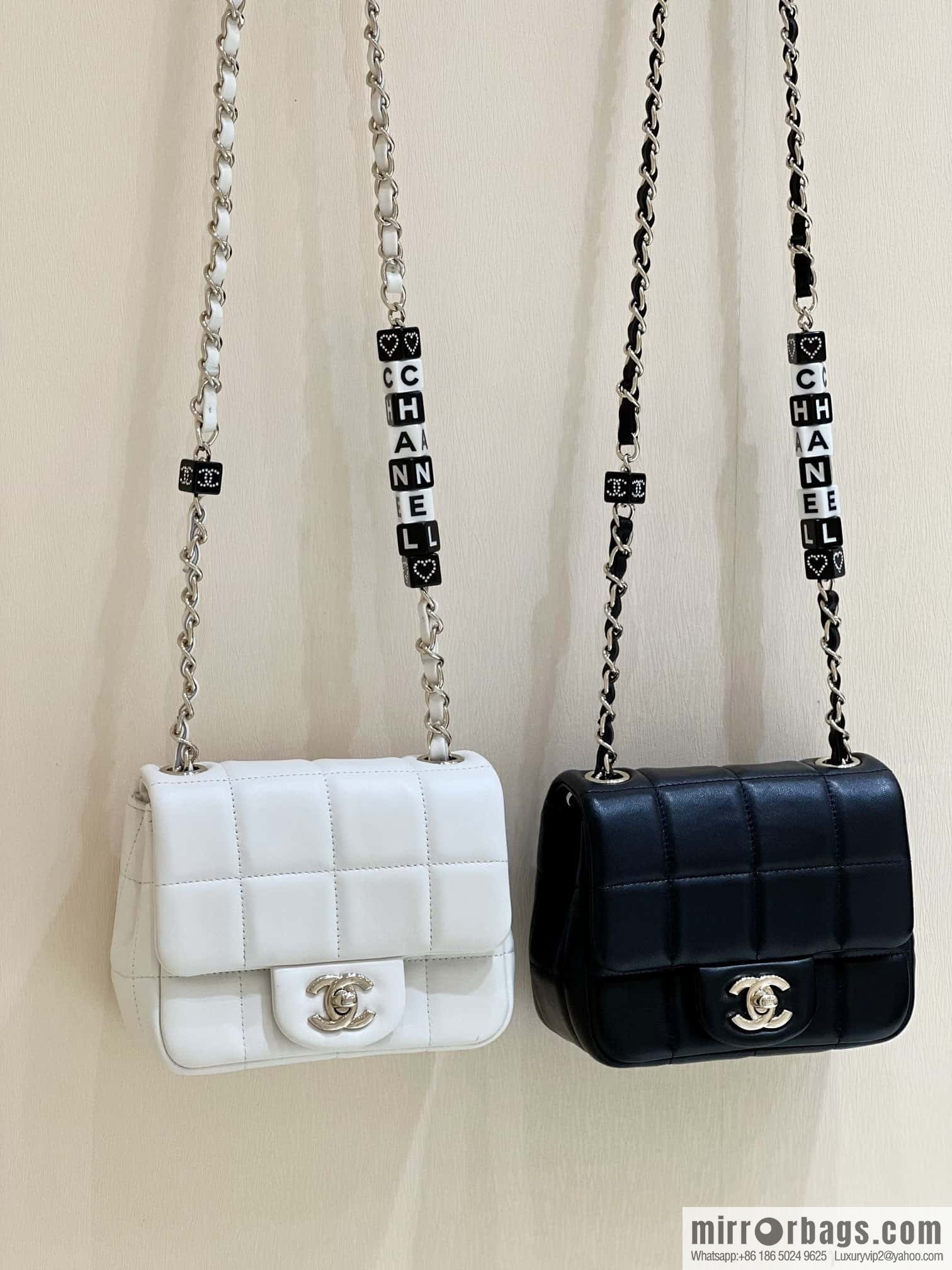 CHANEL 23C dice chain strap fat AS3744 black
