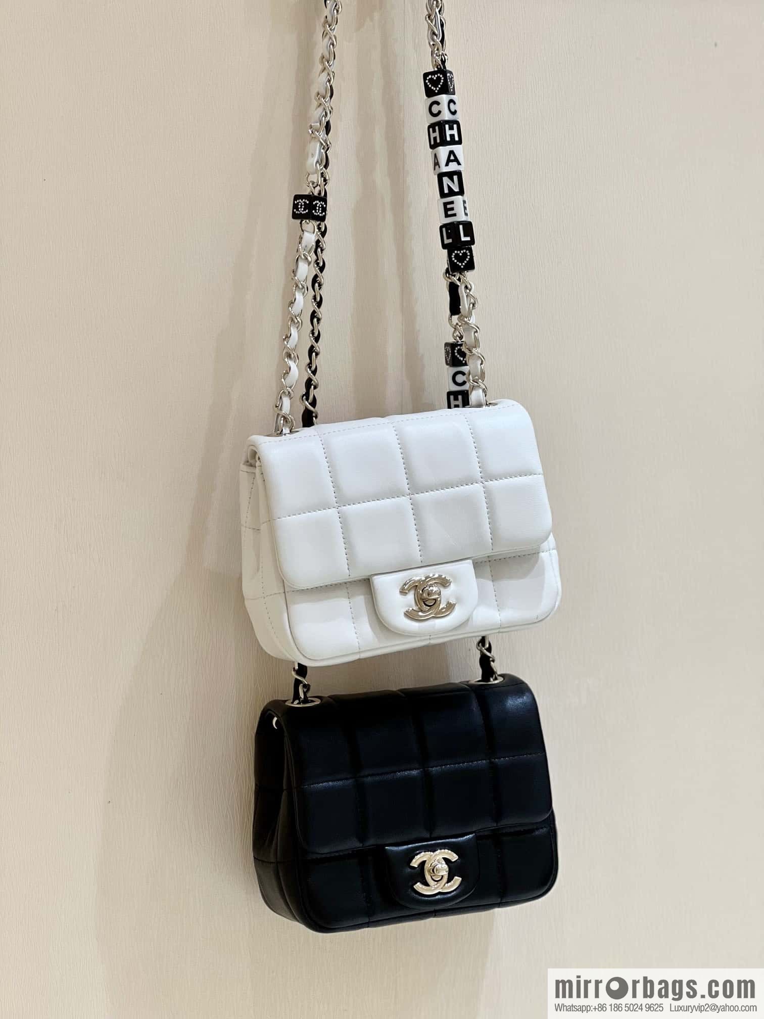 CHANEL 23C dice chain strap fat AS3744 black
