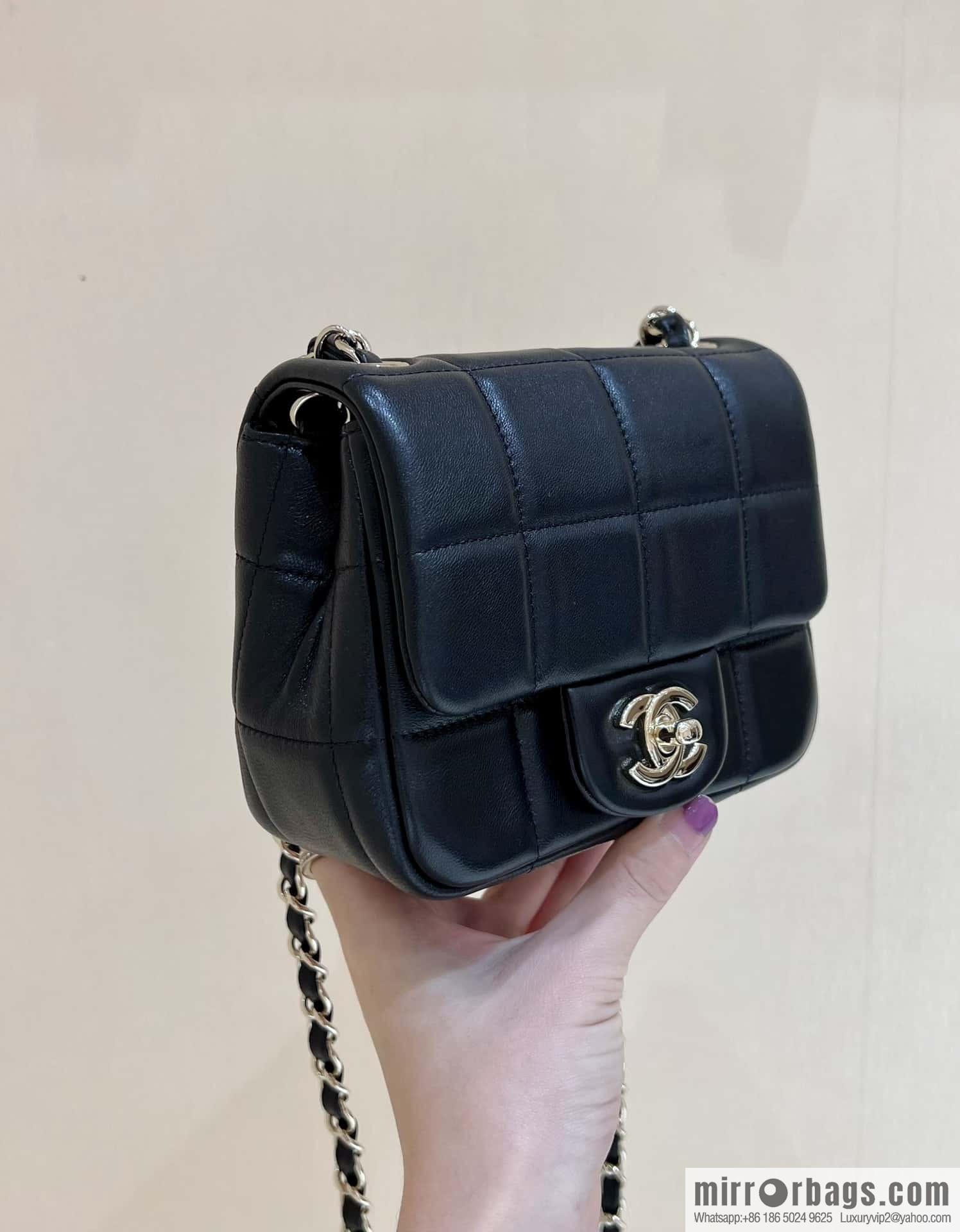 CHANEL 23C dice chain strap fat AS3744 black