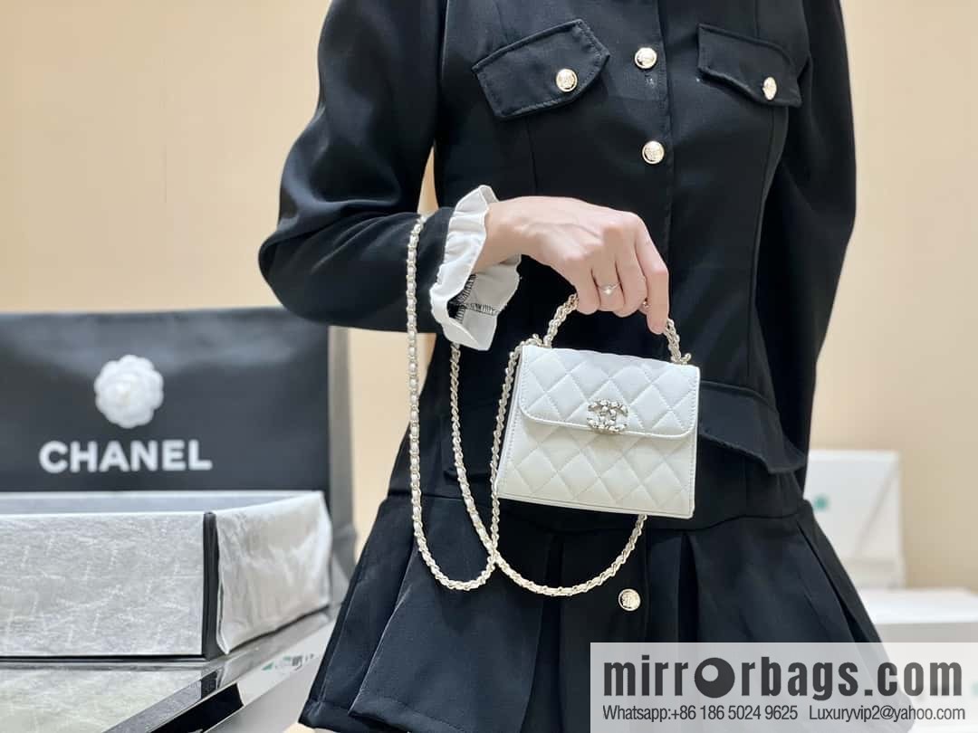 CHANEL 23P spring and summer trailer series Kelly leather handle bag AP3237 white