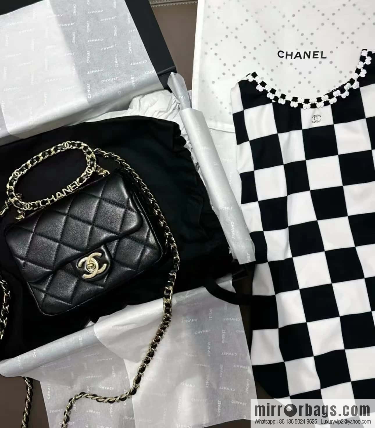 CHANEL 23C early spring vacation new model, arm in arm fat AS3748